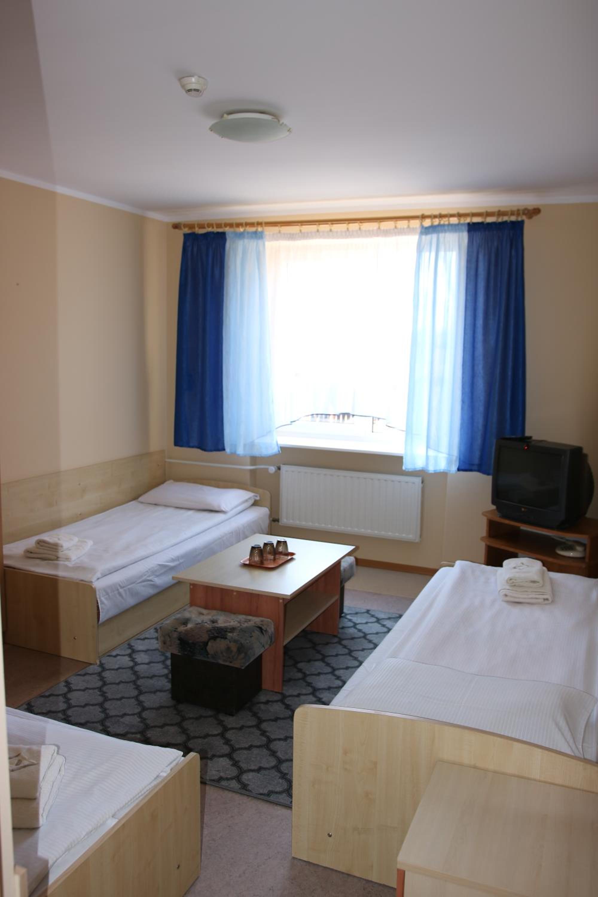 Triple Room with Shared Bathroom photo 2