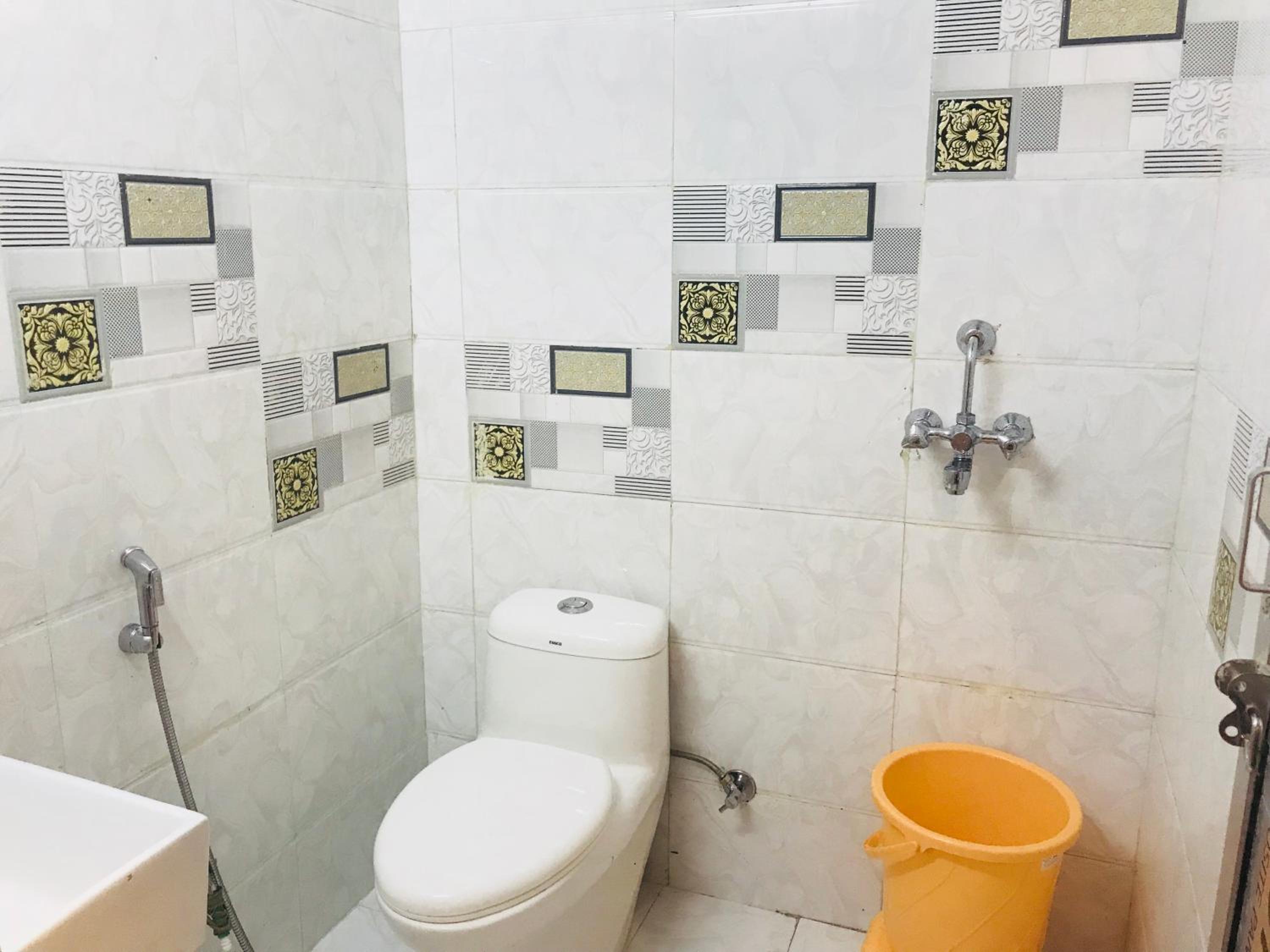Deluxe Double or Twin Room - Photo 4