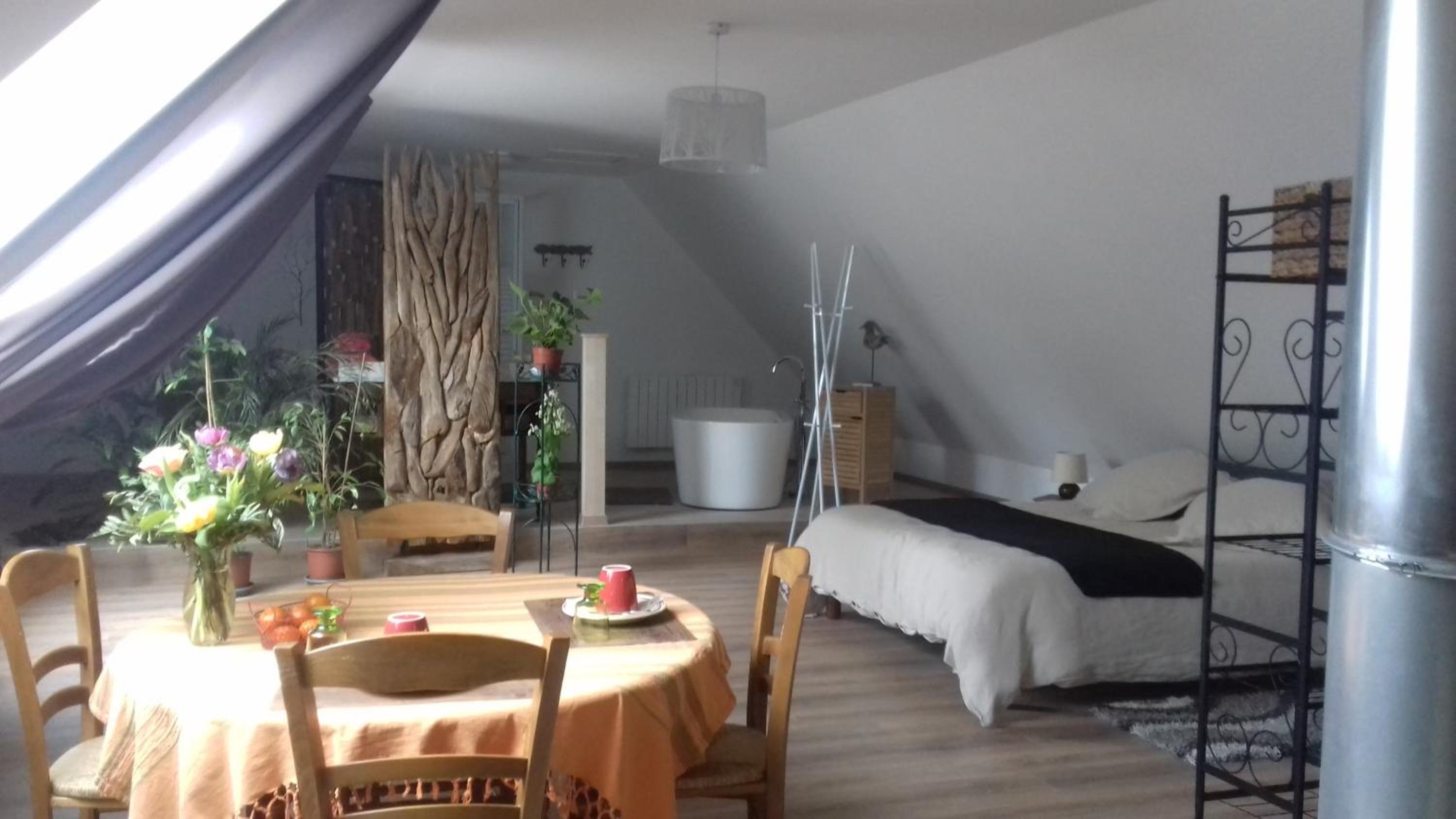 Triple Room with Bathroom photo 3