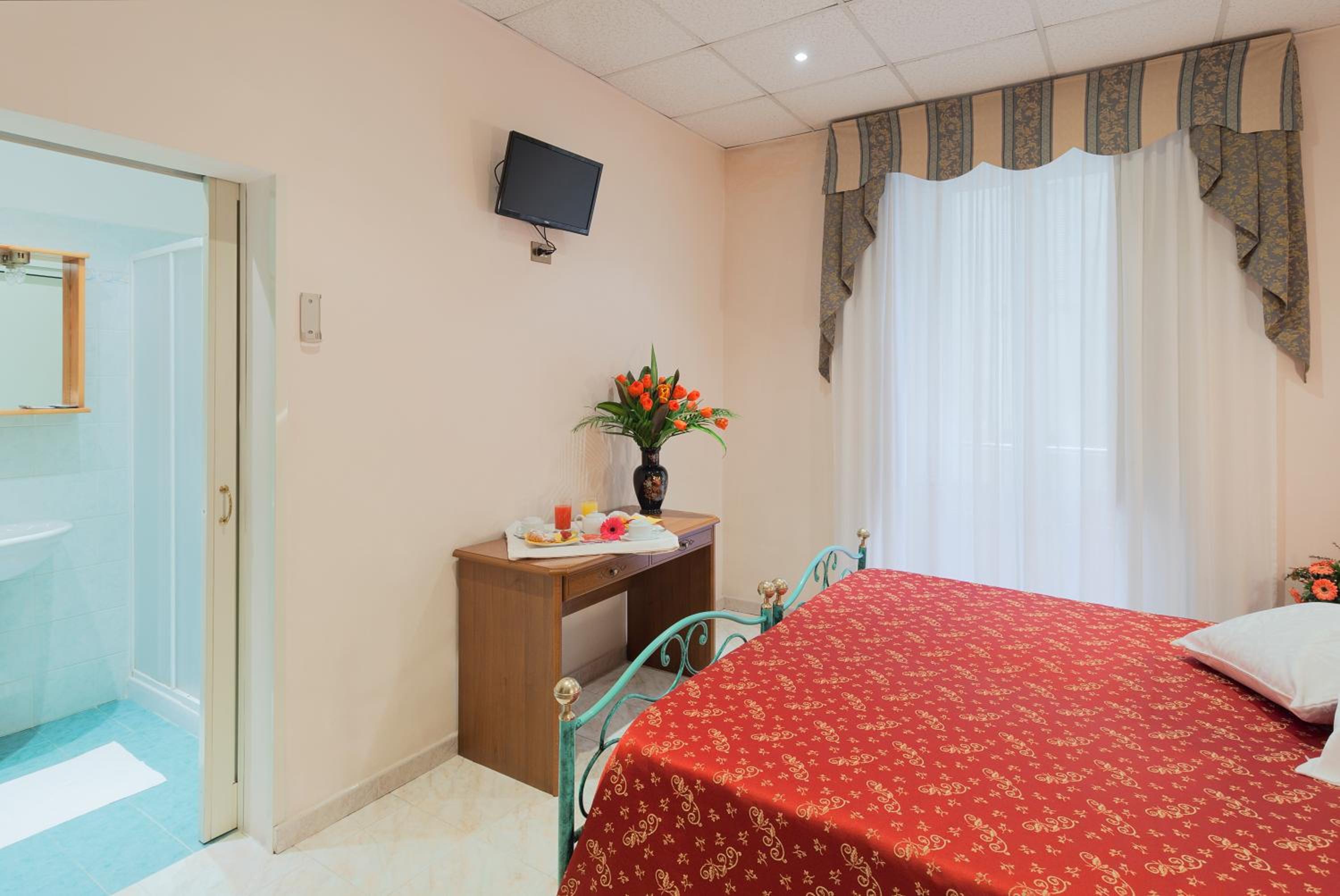 Double Room photo 2