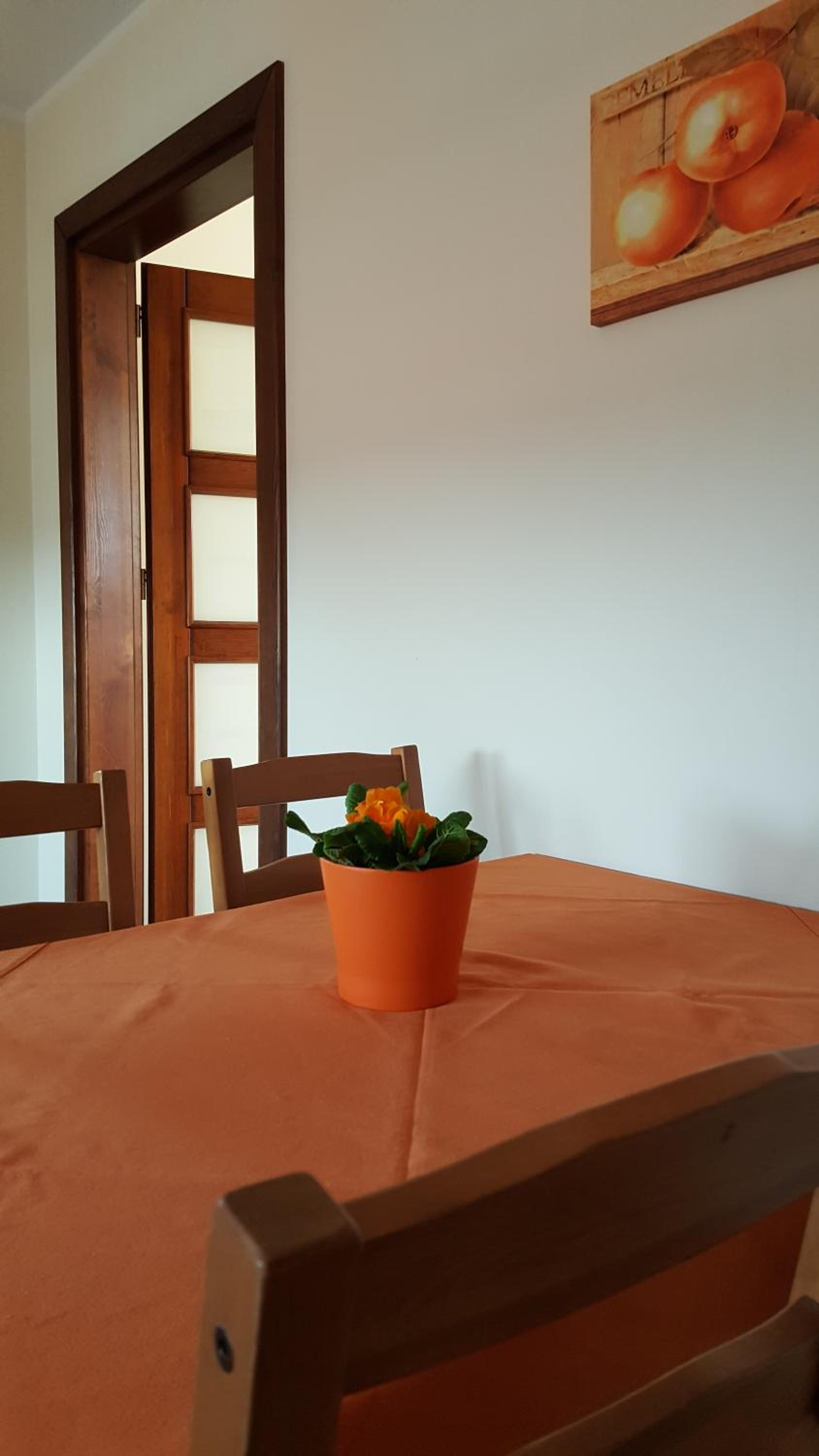 Apartment - Split Level - Photo 4