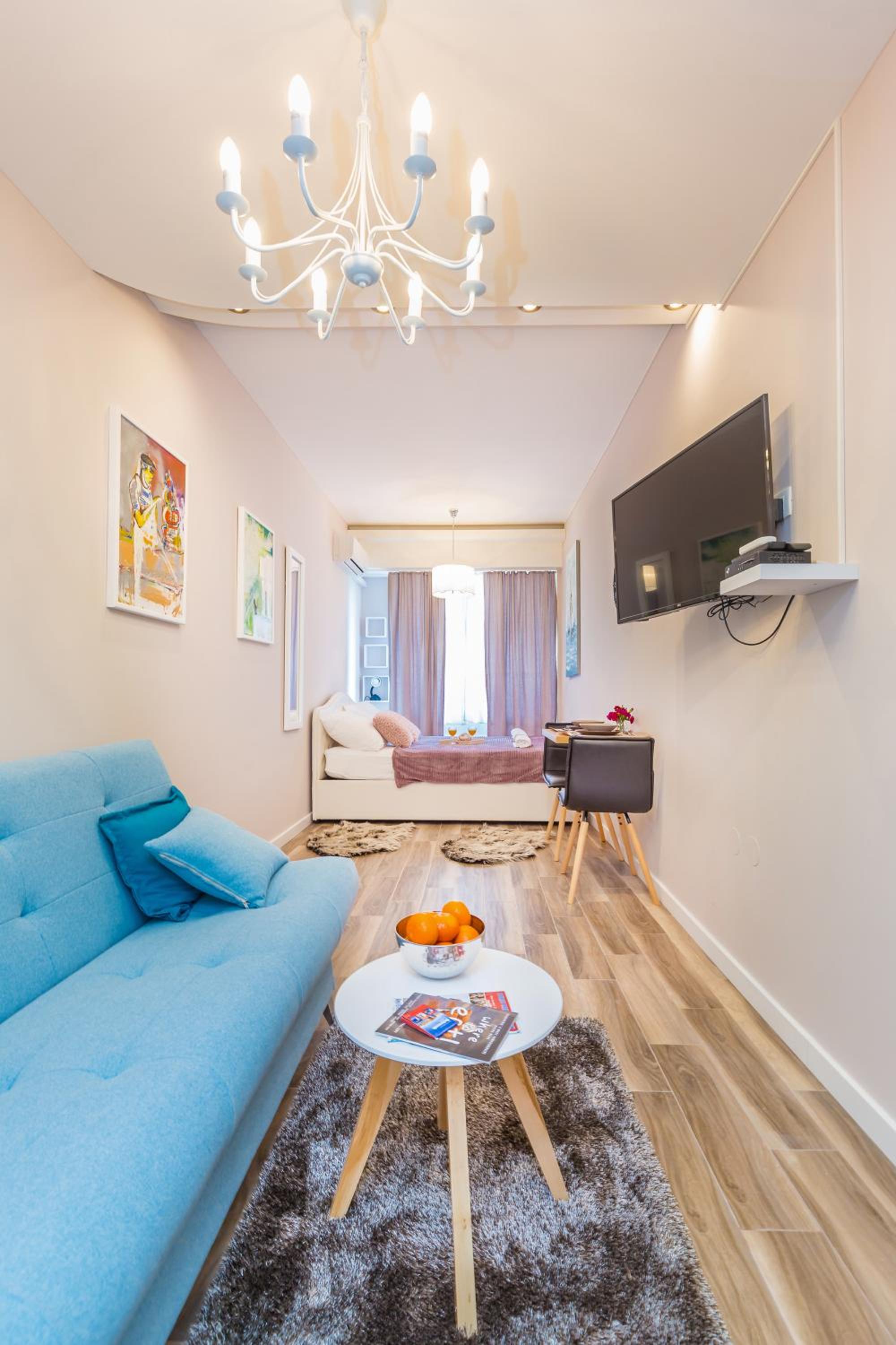 Studio Apartment