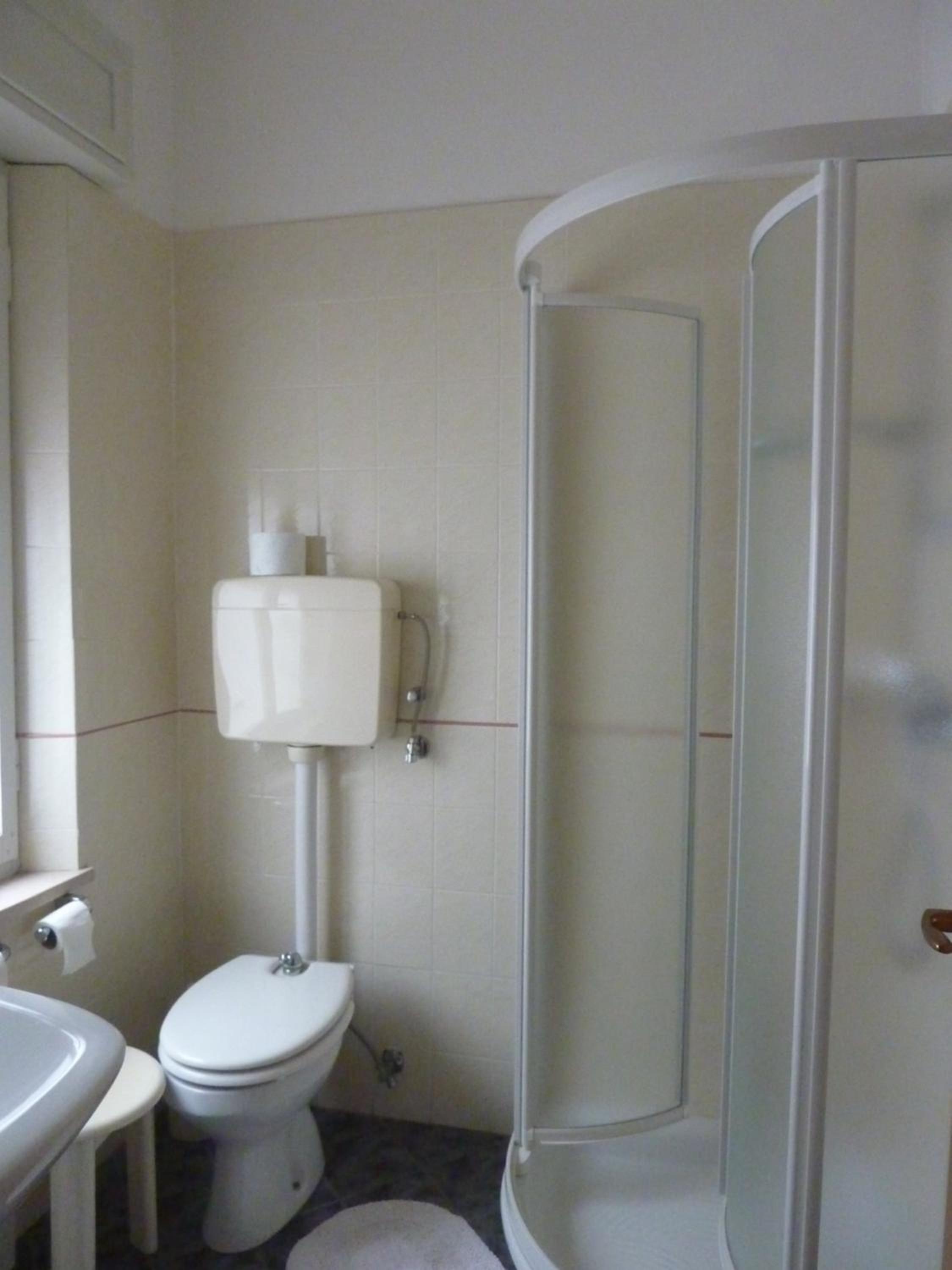 Classic Single Room with Balcony photo 2