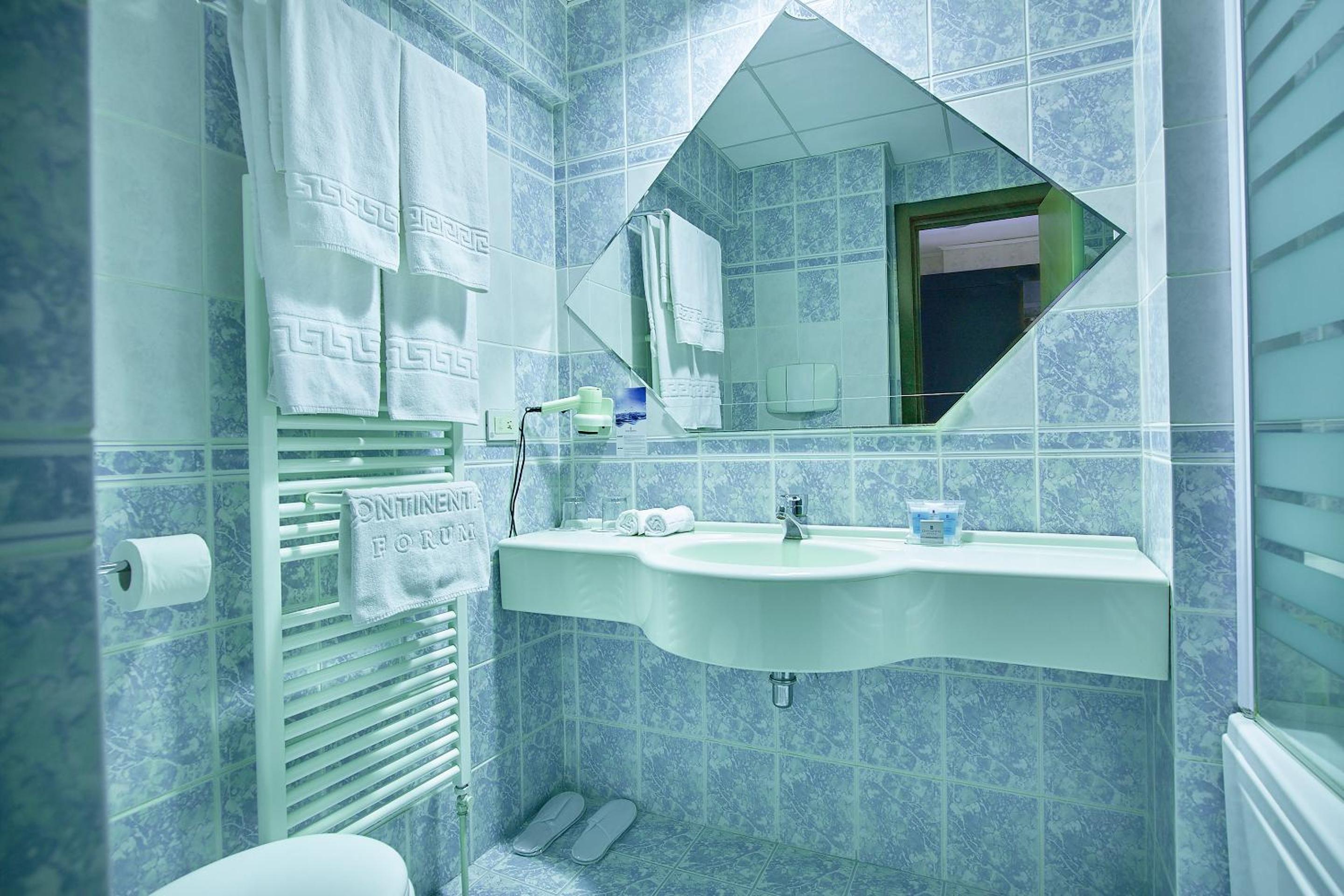 Standard Double Room - Photo 6