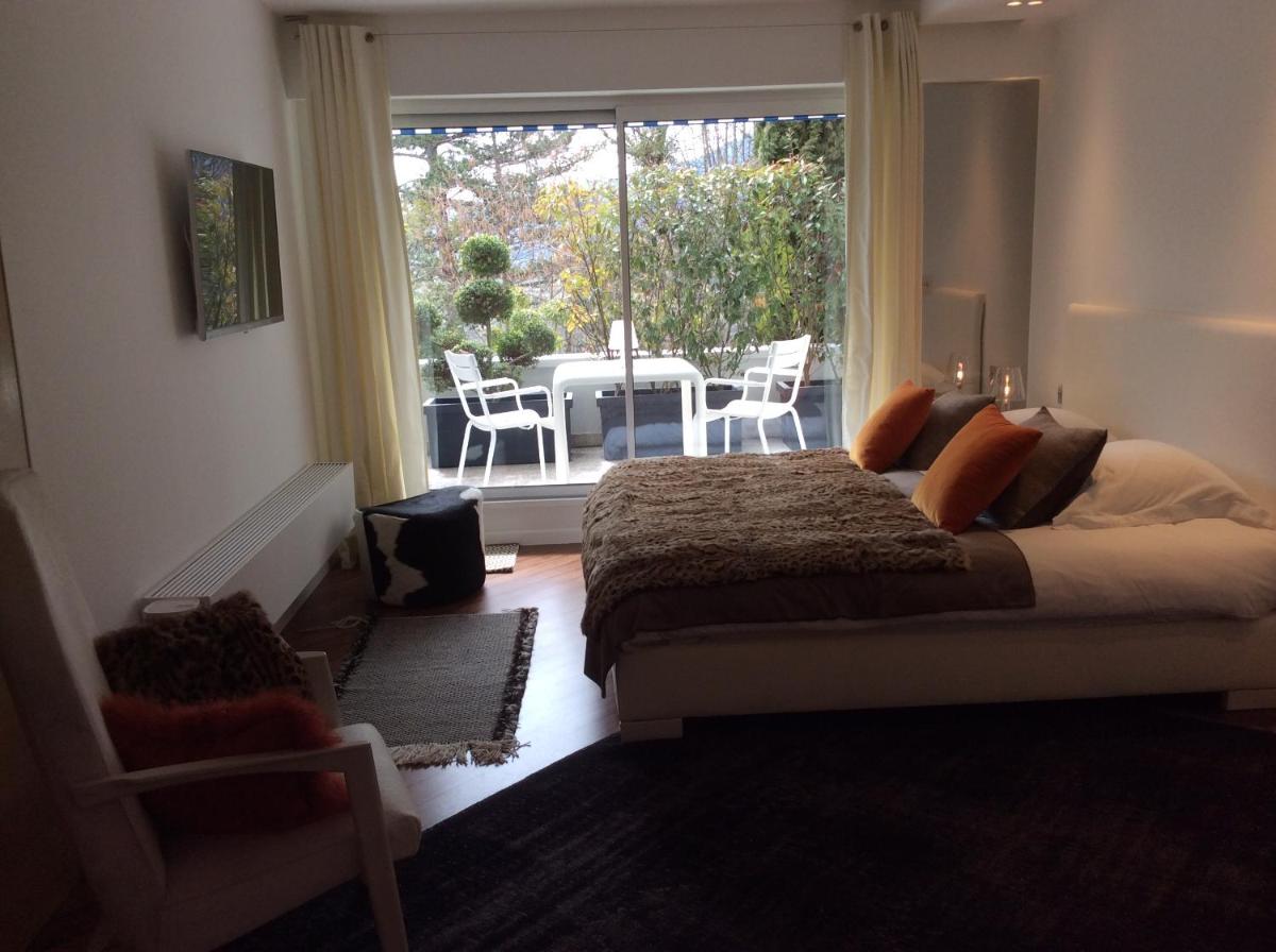 King Room with Balcony