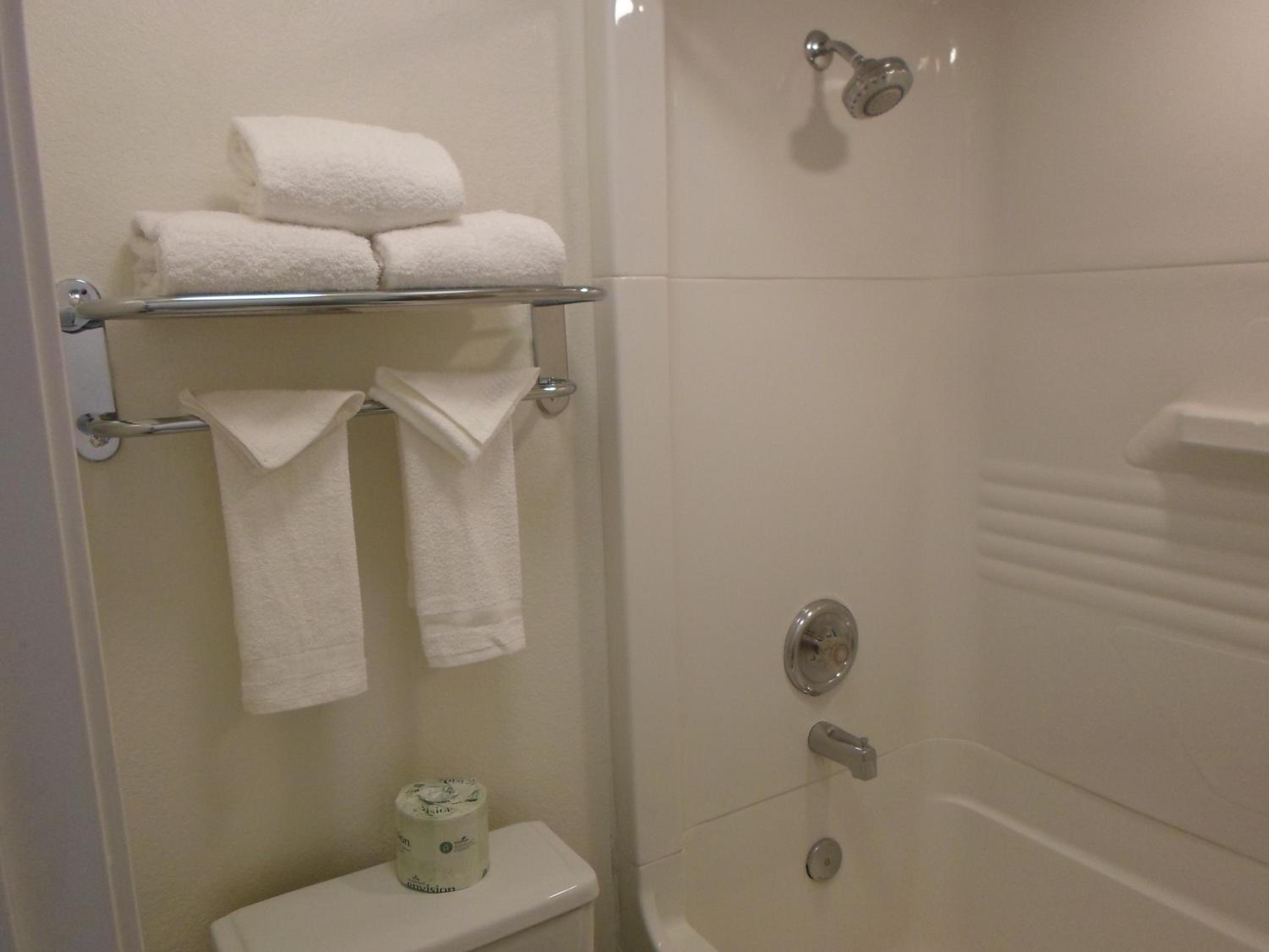 Double Room With Two Double Beds - Smoking photo 2
