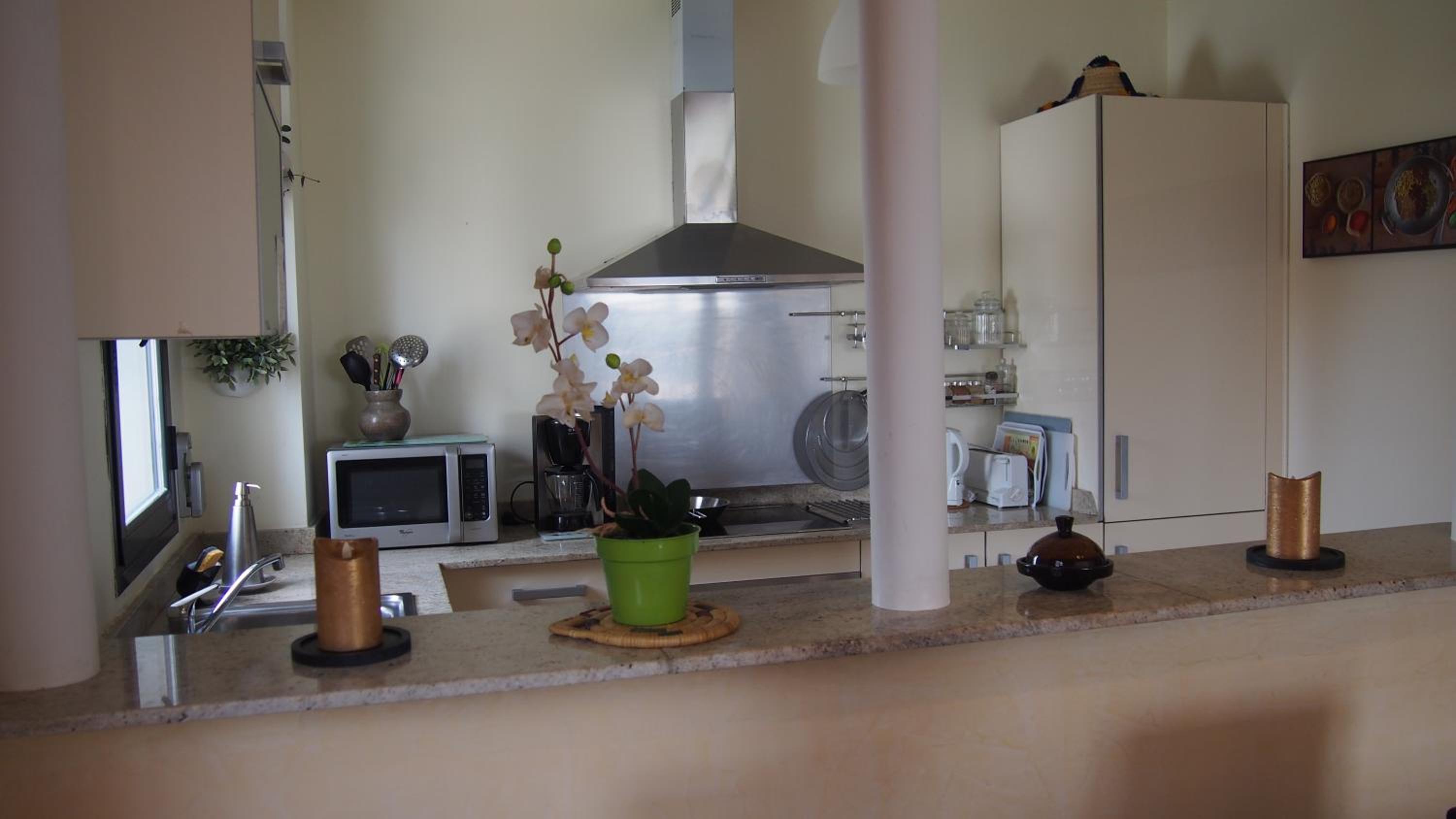 Apartment with Sea View - Photo 22