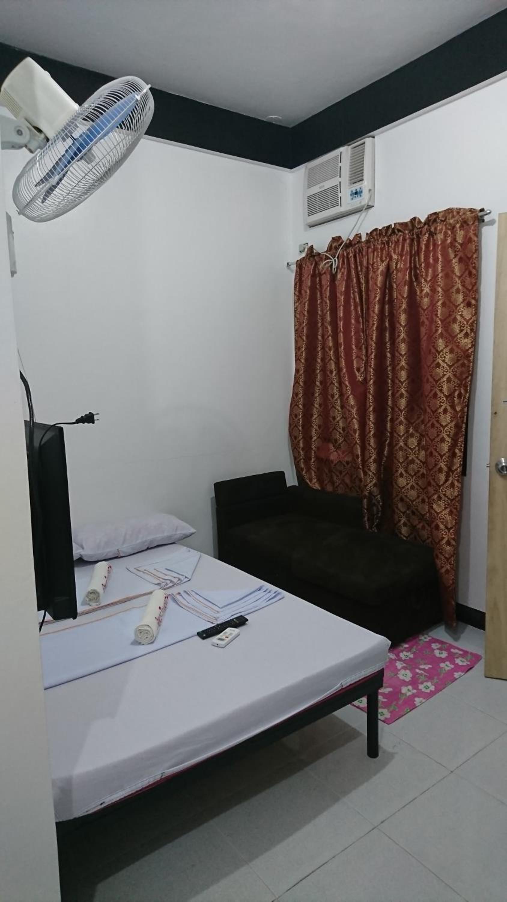Deluxe Family Room - Photo 3