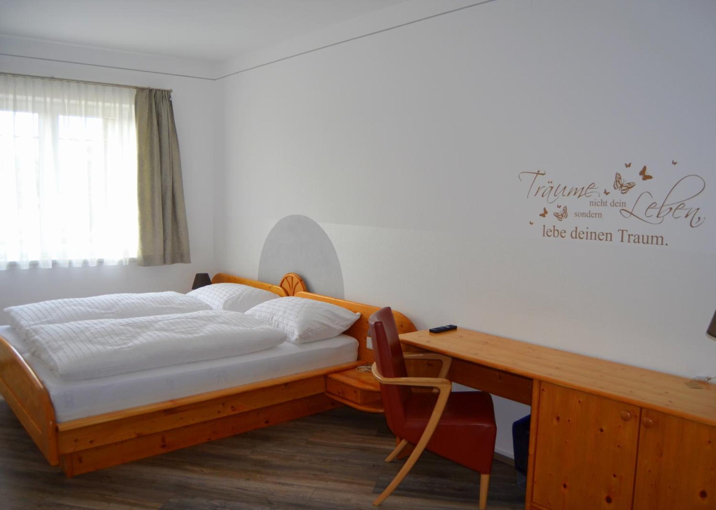 Double Room with Private Bathroom photo 3