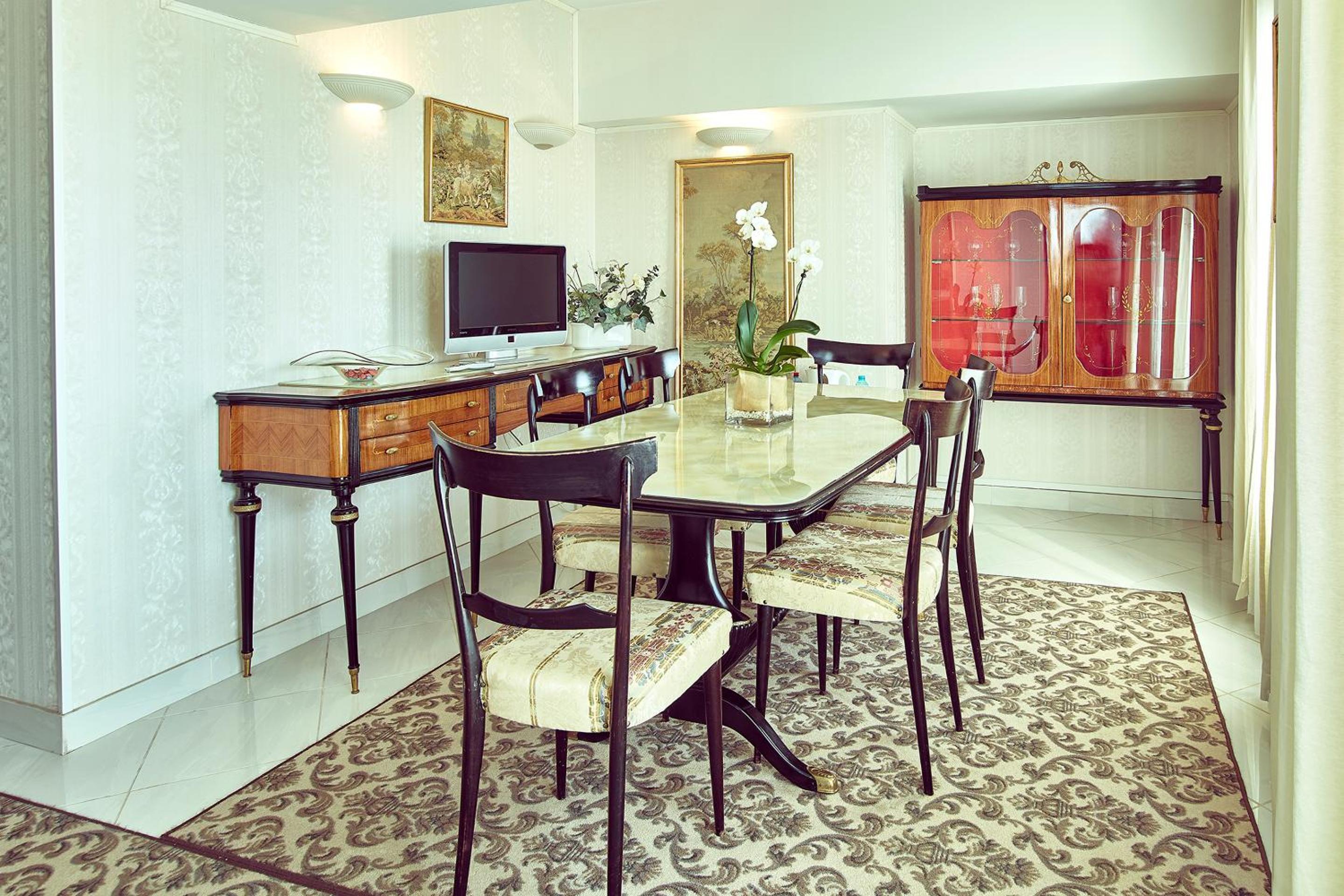 Standard Suite - Photo 5