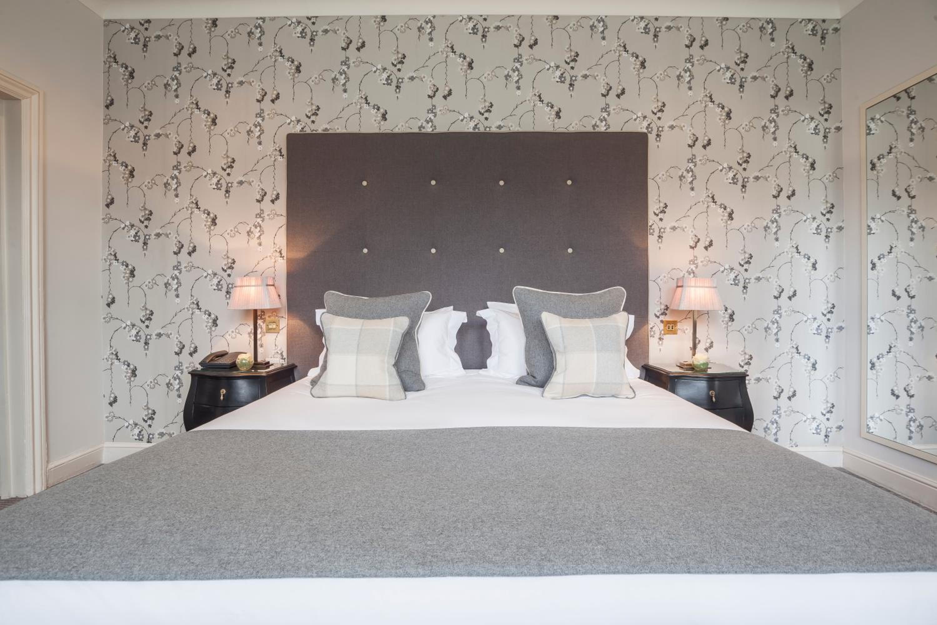 Luxury King Double Room with Park View