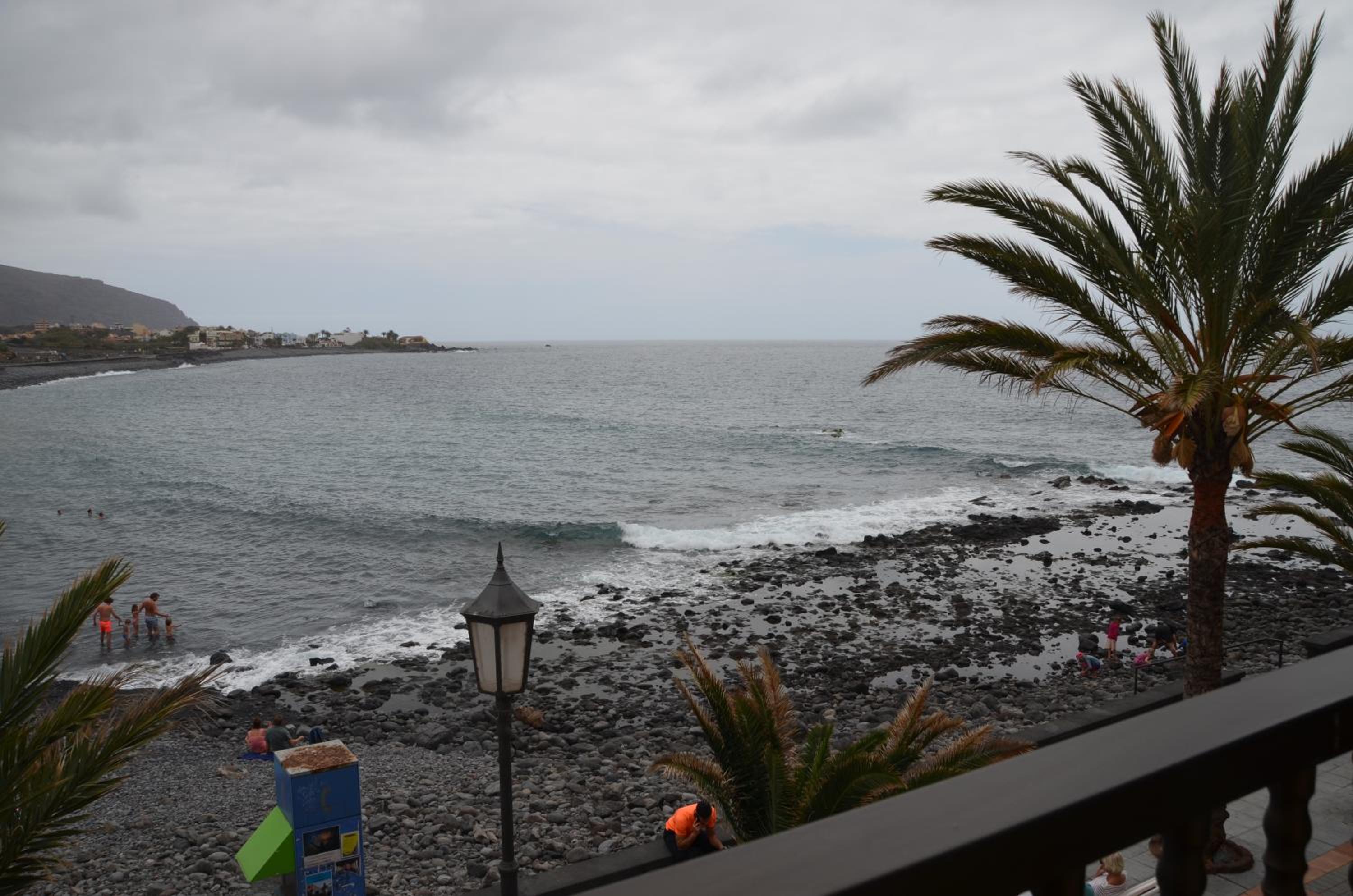 Apartment with Sea View with Balcony - Photo 5