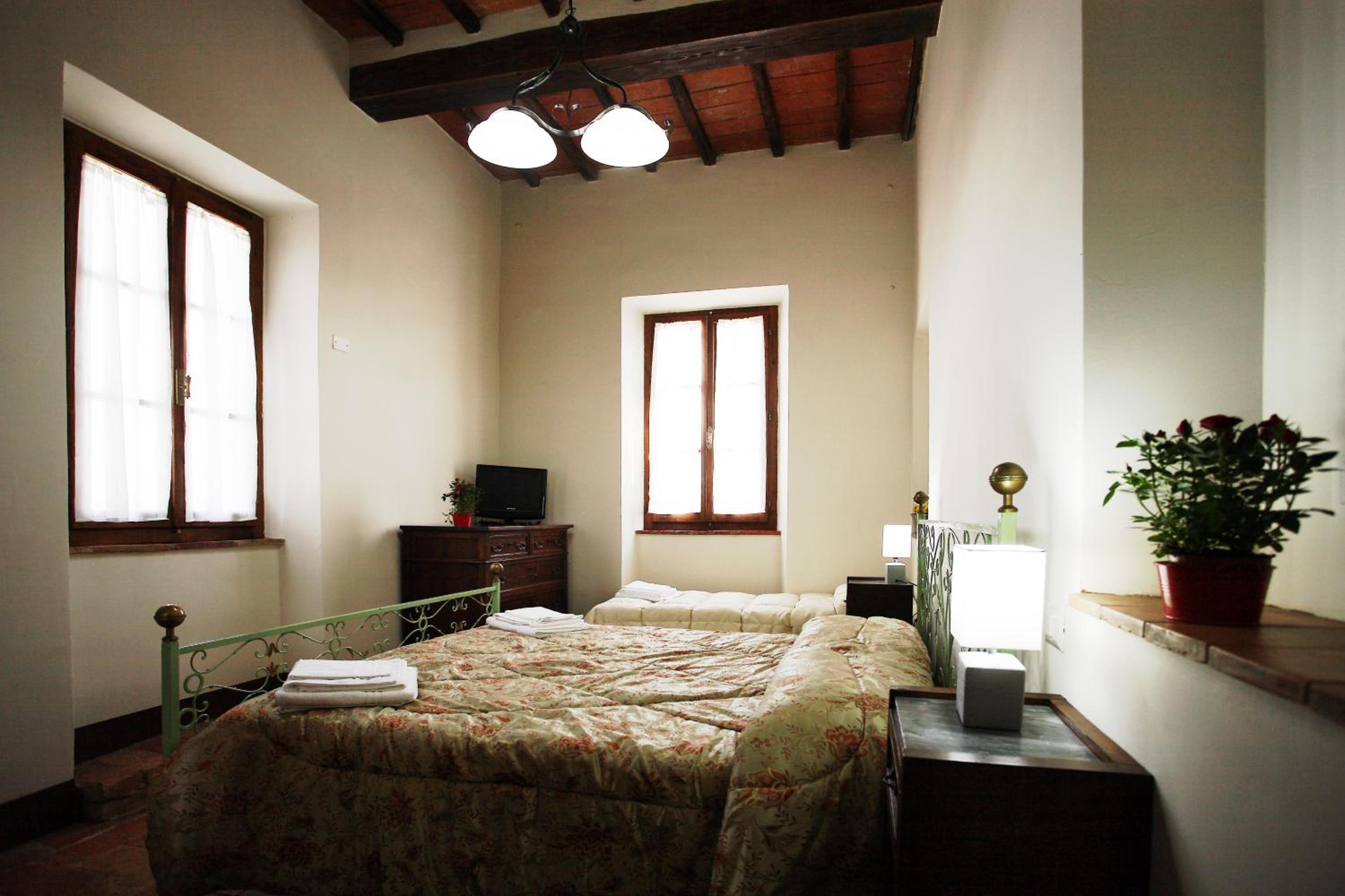 Deluxe Triple Room photo 2