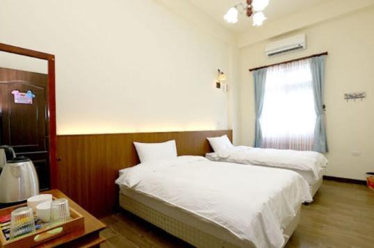Twin Room with Private External Bathroom photo 3