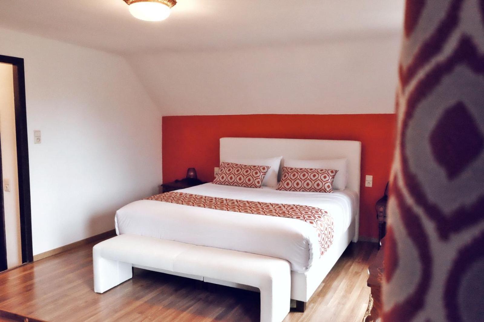 Double or Twin Room with Garden View photo 2