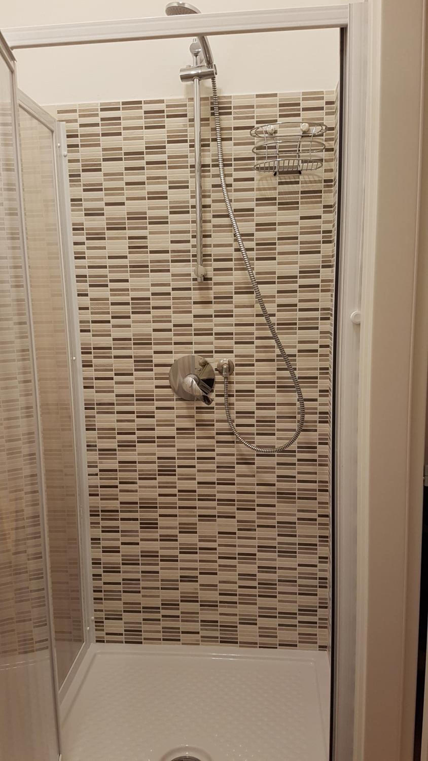 Double Room with Balcony - Photo 15