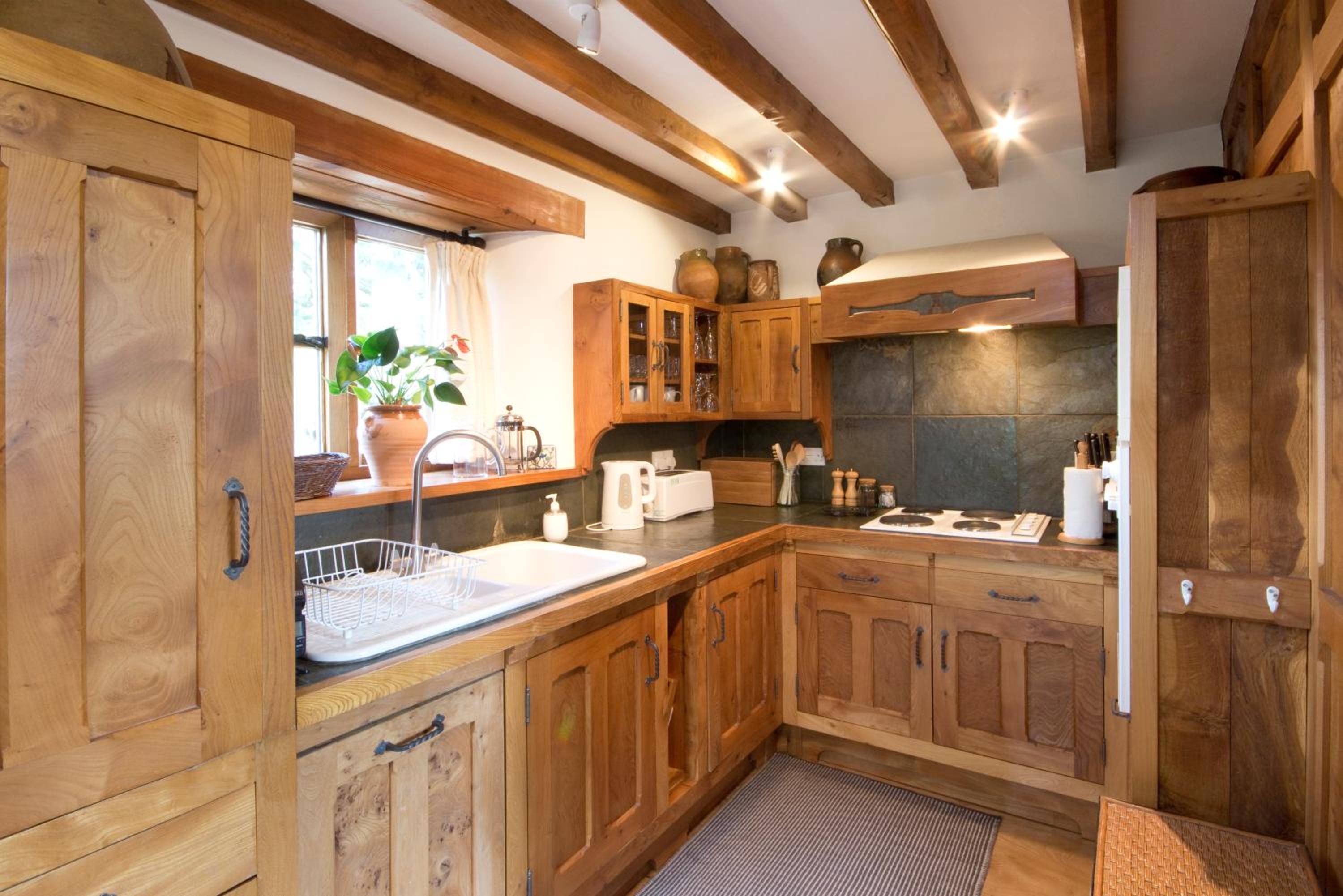 Two-Bedroom House - Photo 15