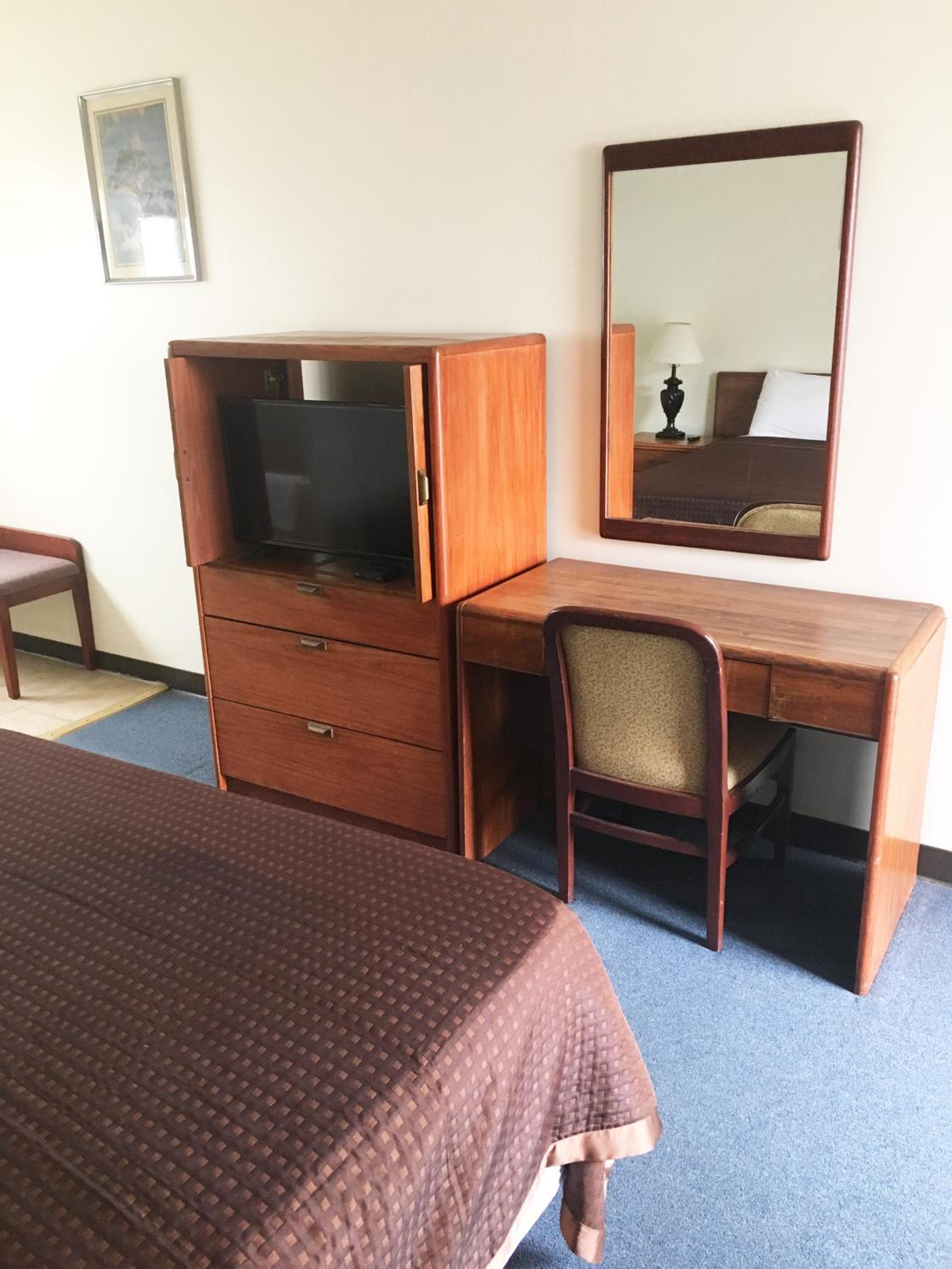 Queen Room photo 3