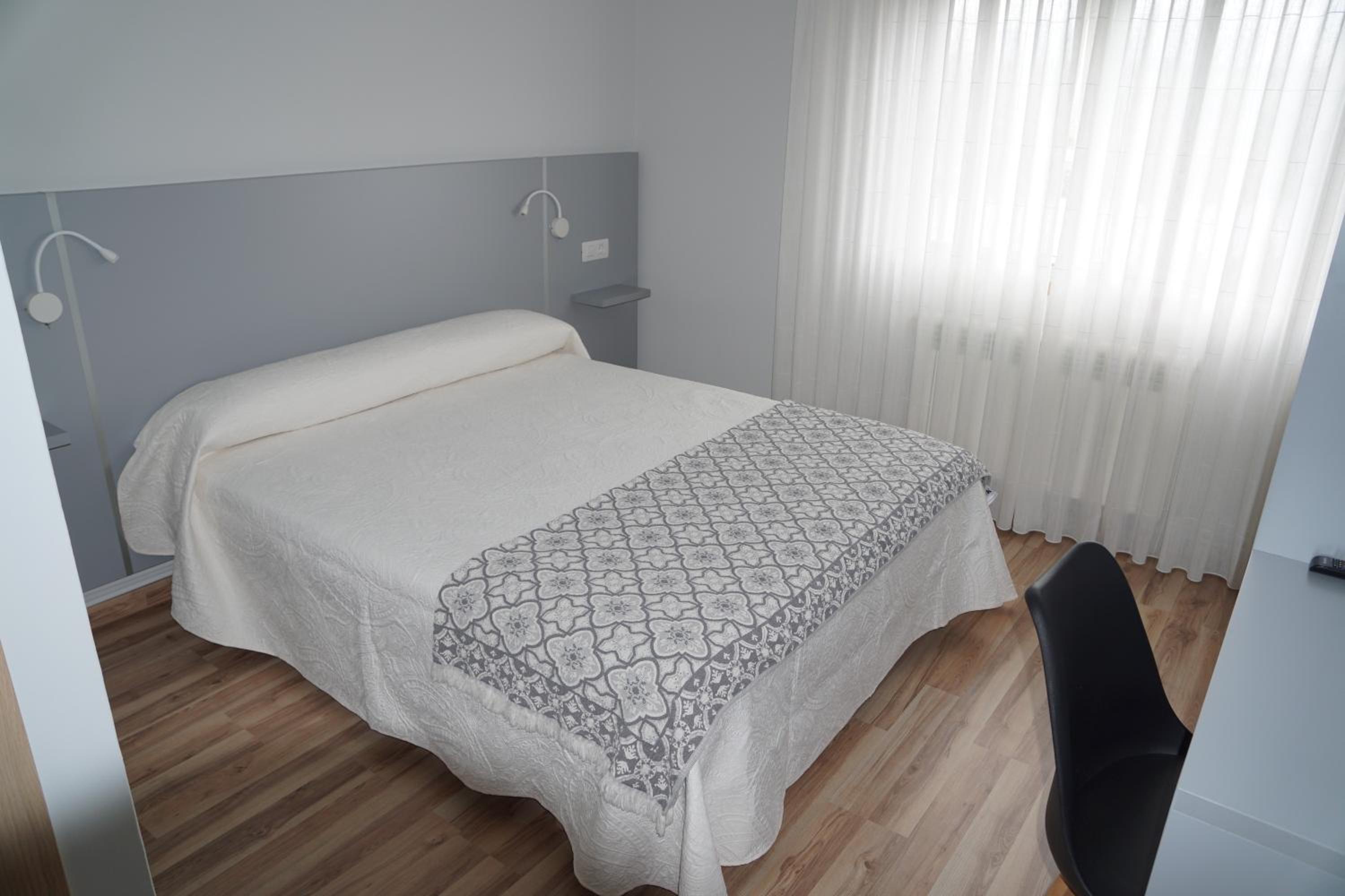 Habitación Doble con Baño Privado