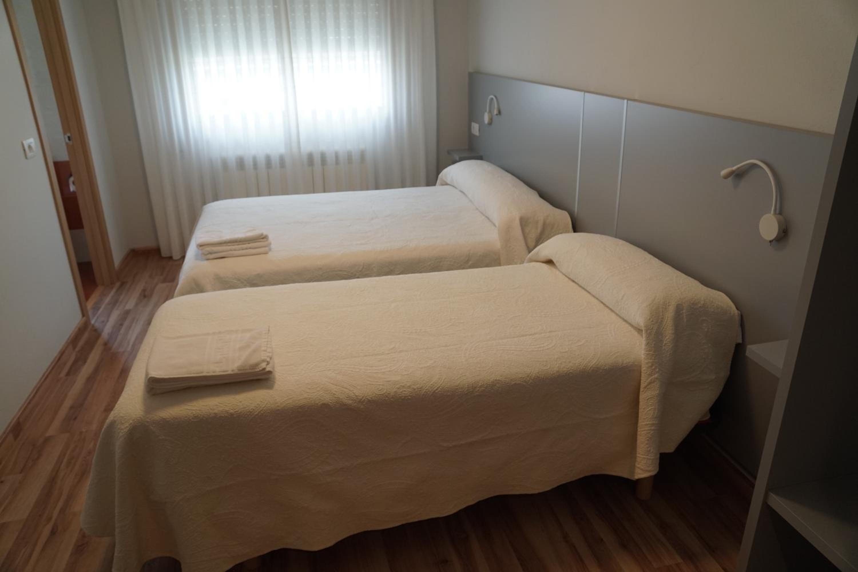 Habitación Doble con Baño Privado