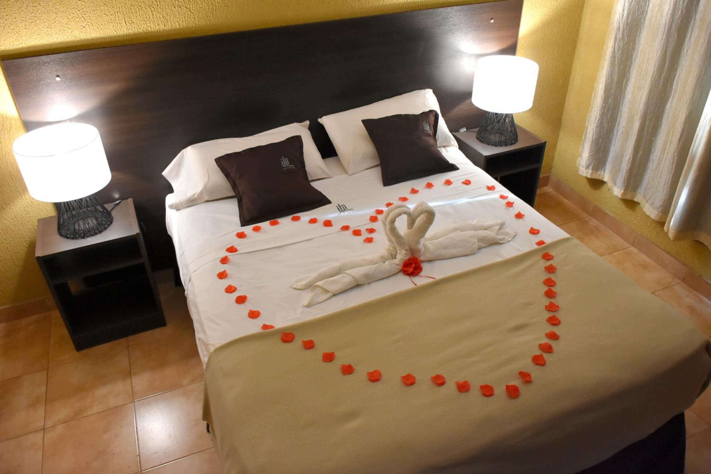 Double or Twin Room photo 1
