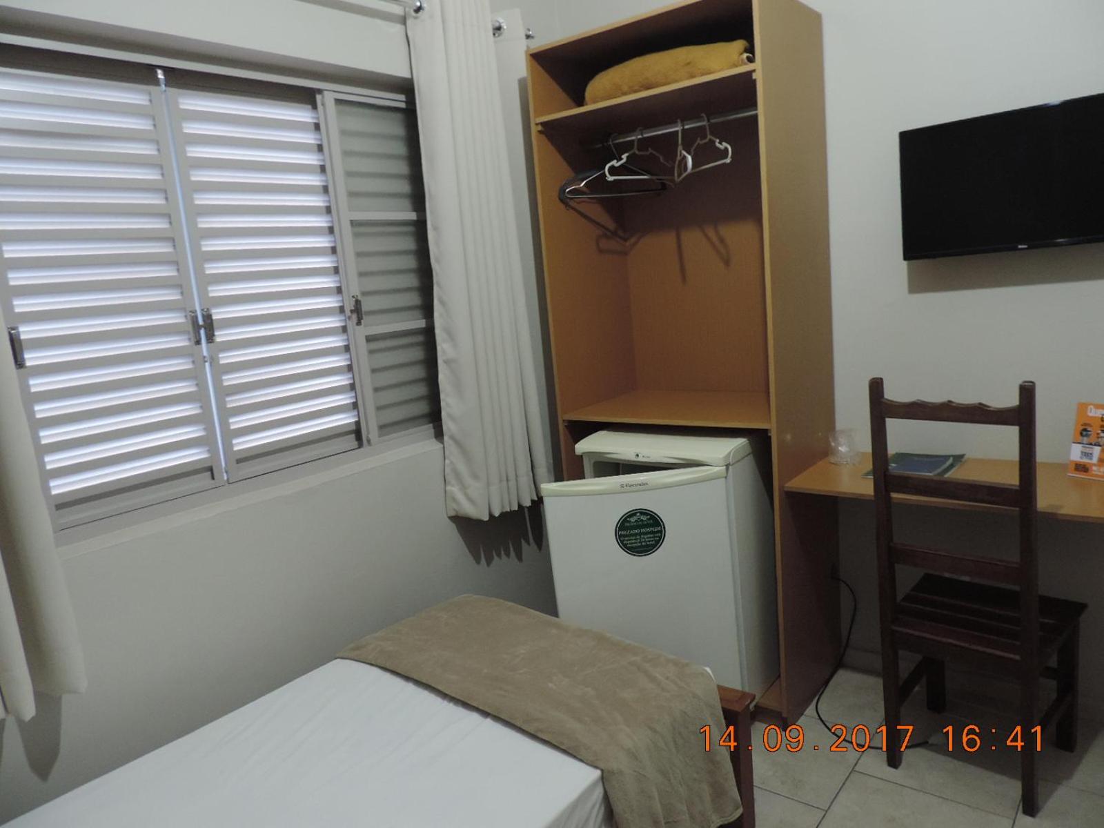Luxury Twin Room - Photo 7