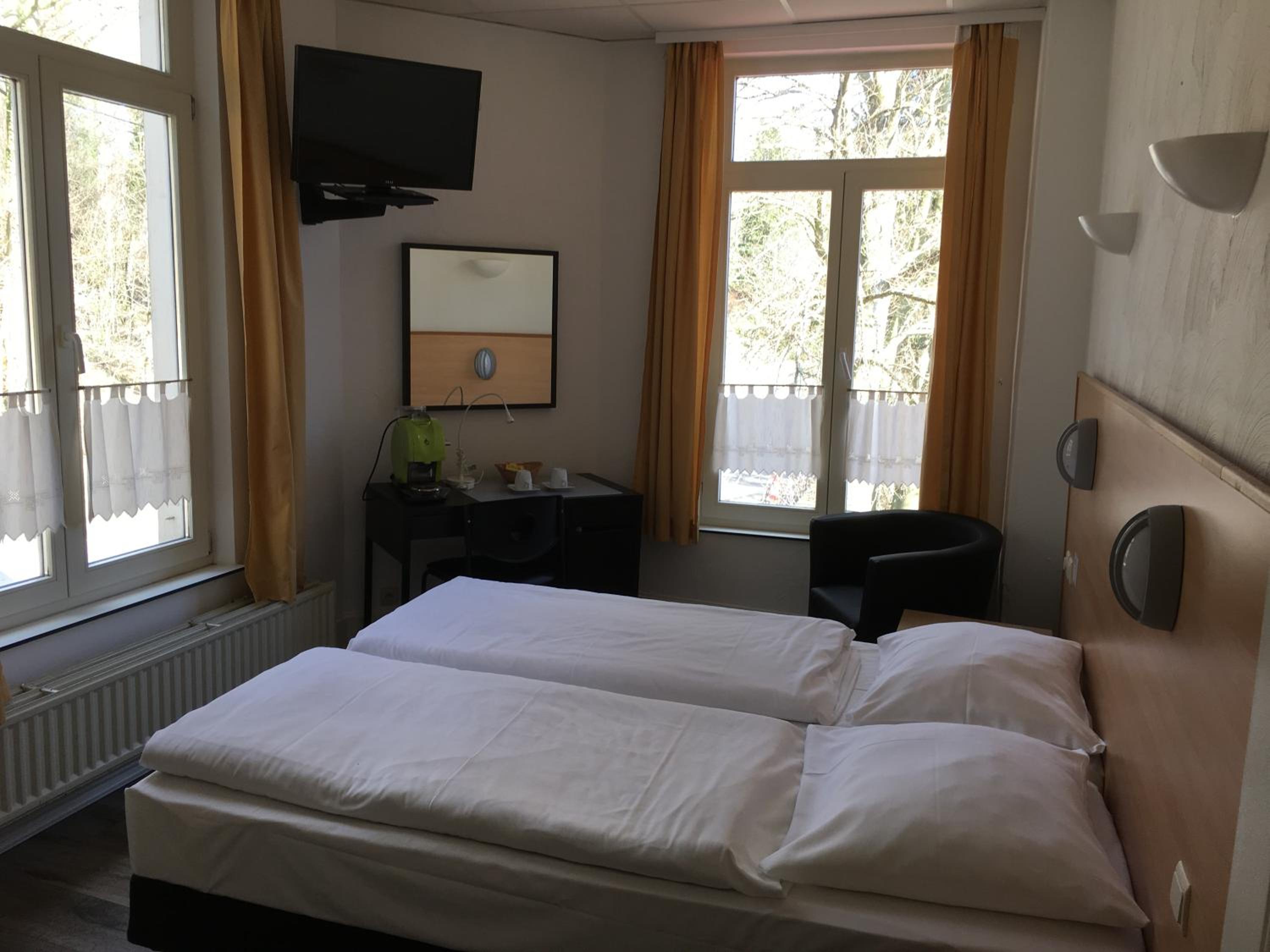 Comfort Double Room - Photo 7