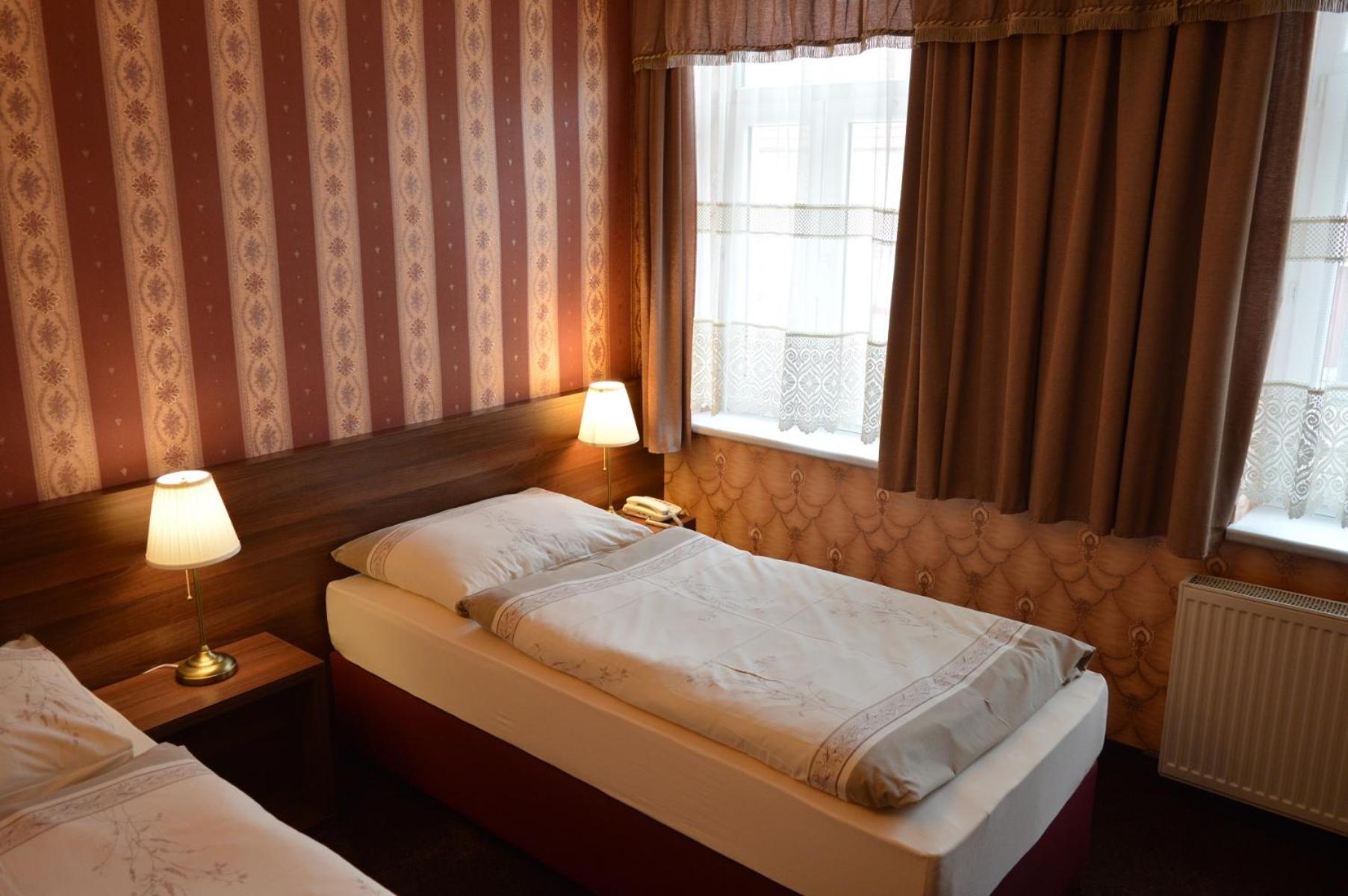 Classic Double or Twin Room - Photo 5