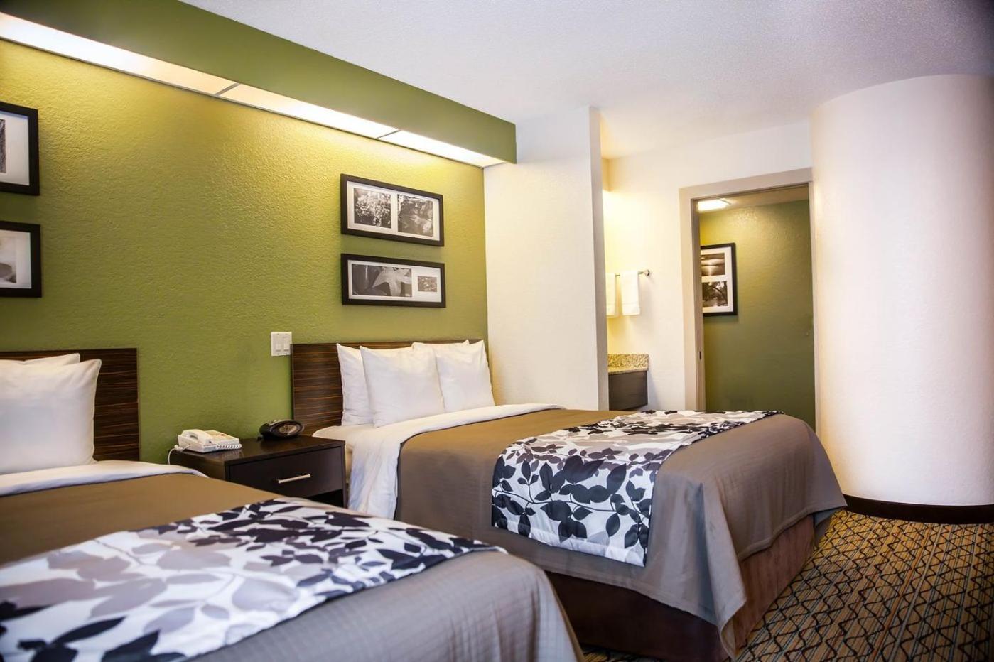 Standard Double Room - Photo 3
