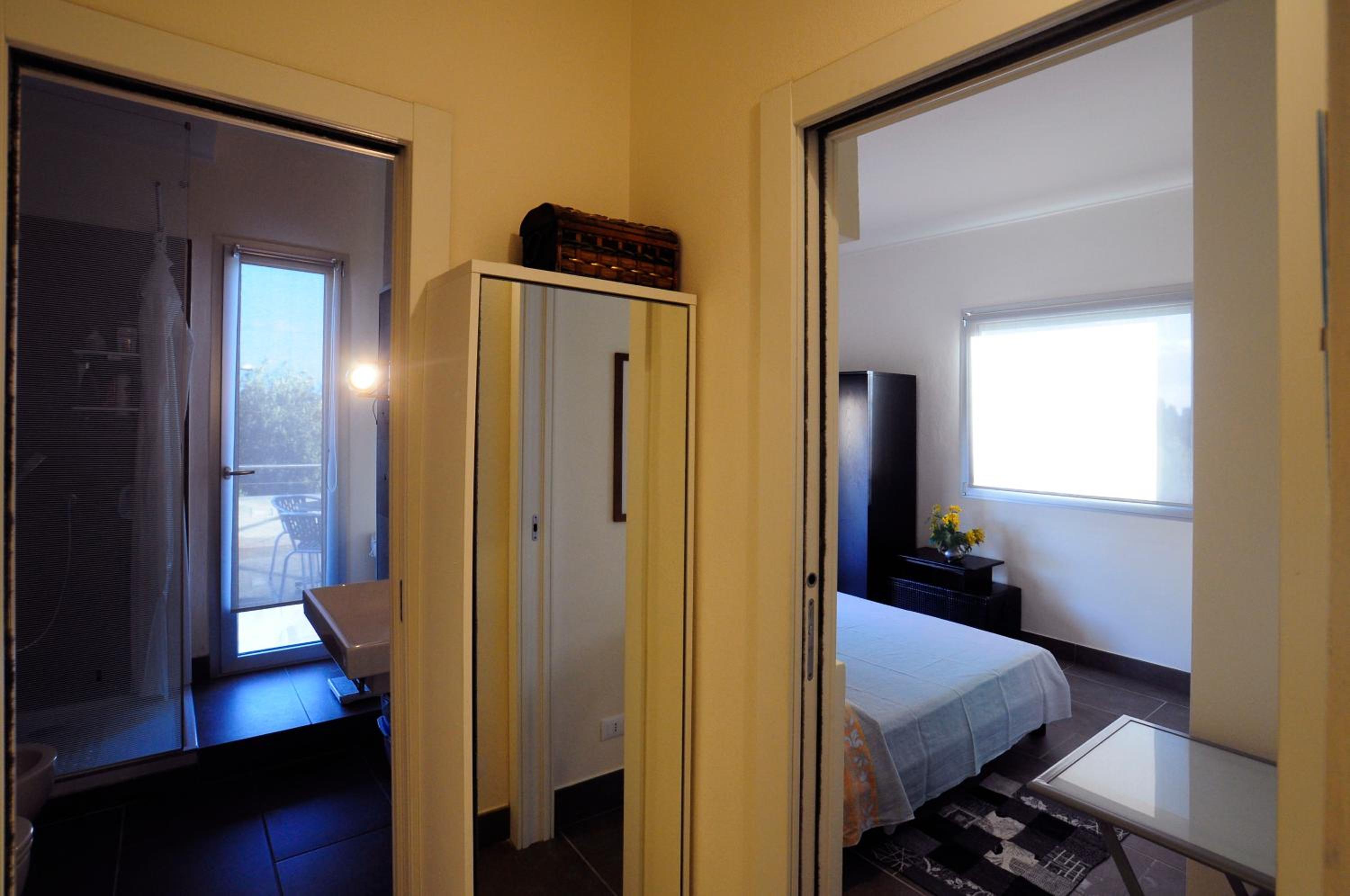 Double Room with Balcony and Sea View photo 1
