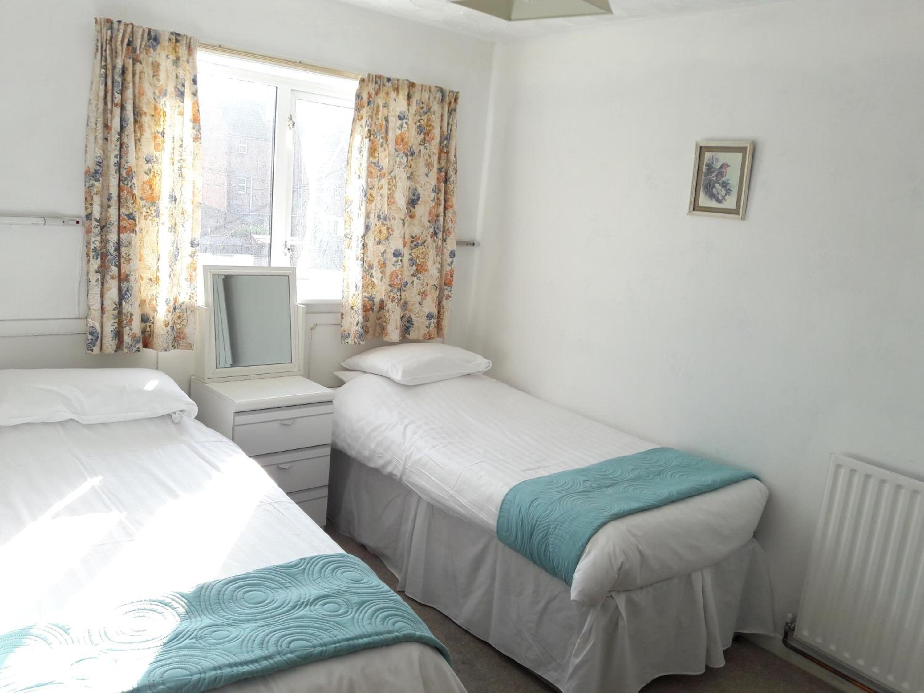 Apartment with Garden View - 8 - Photo 1