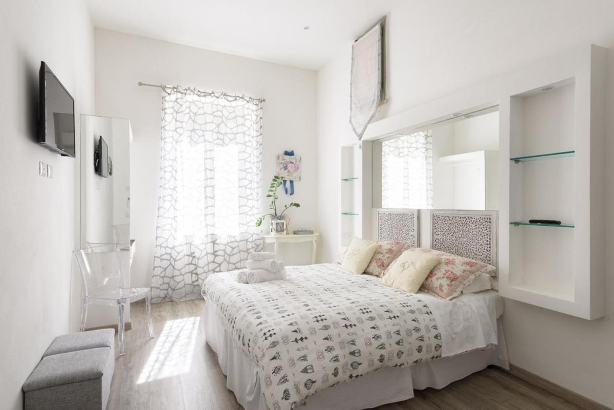 Double Room - Photo 27