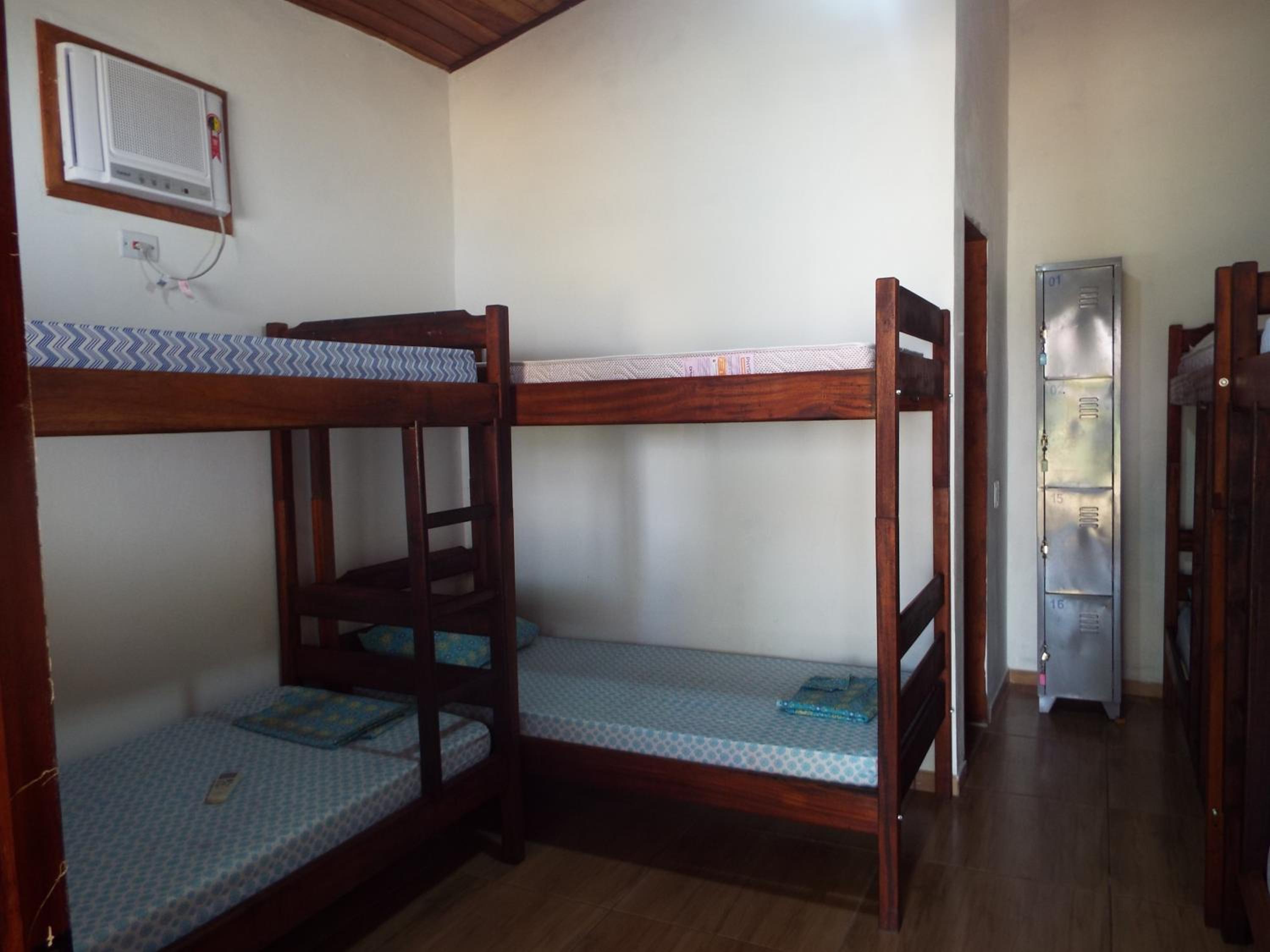 Bed in 8-Bed Female Dormitory Room photo 3