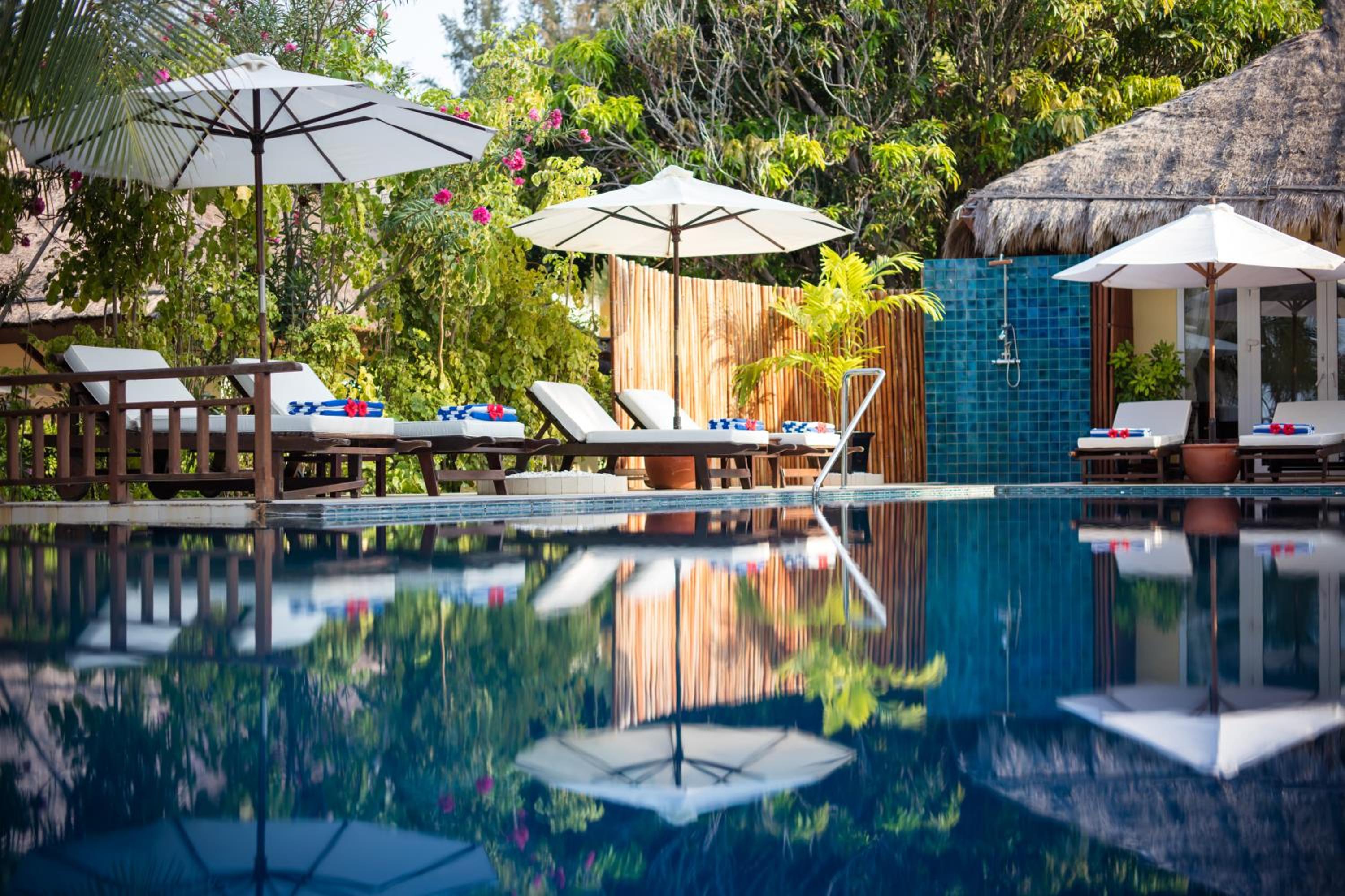 Family Private Pool Villa - Photo 11
