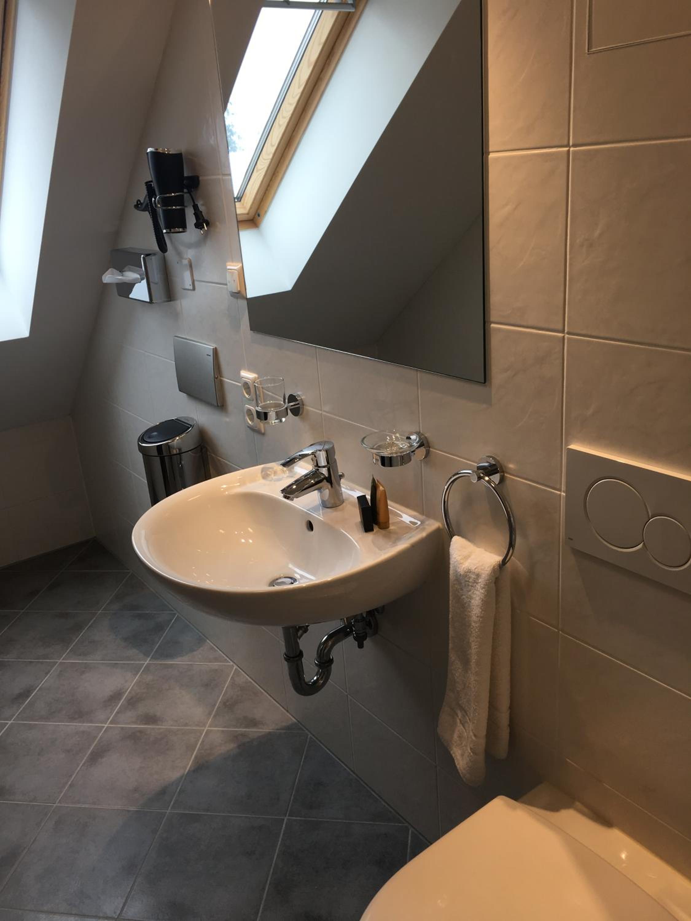 Superior Double Room - Photo 17