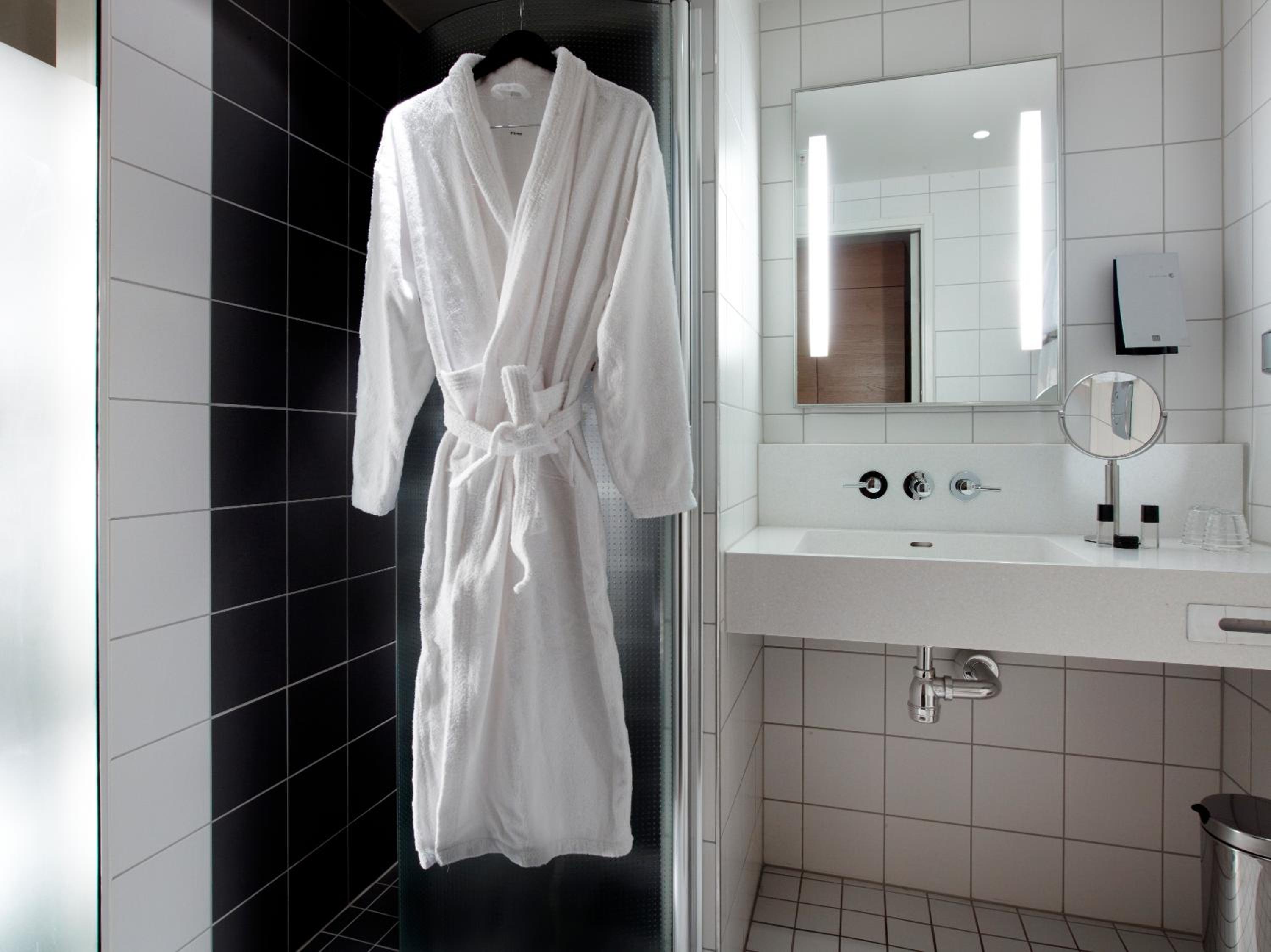 Twin Room Sky View - Gothia Towers - Photo 16