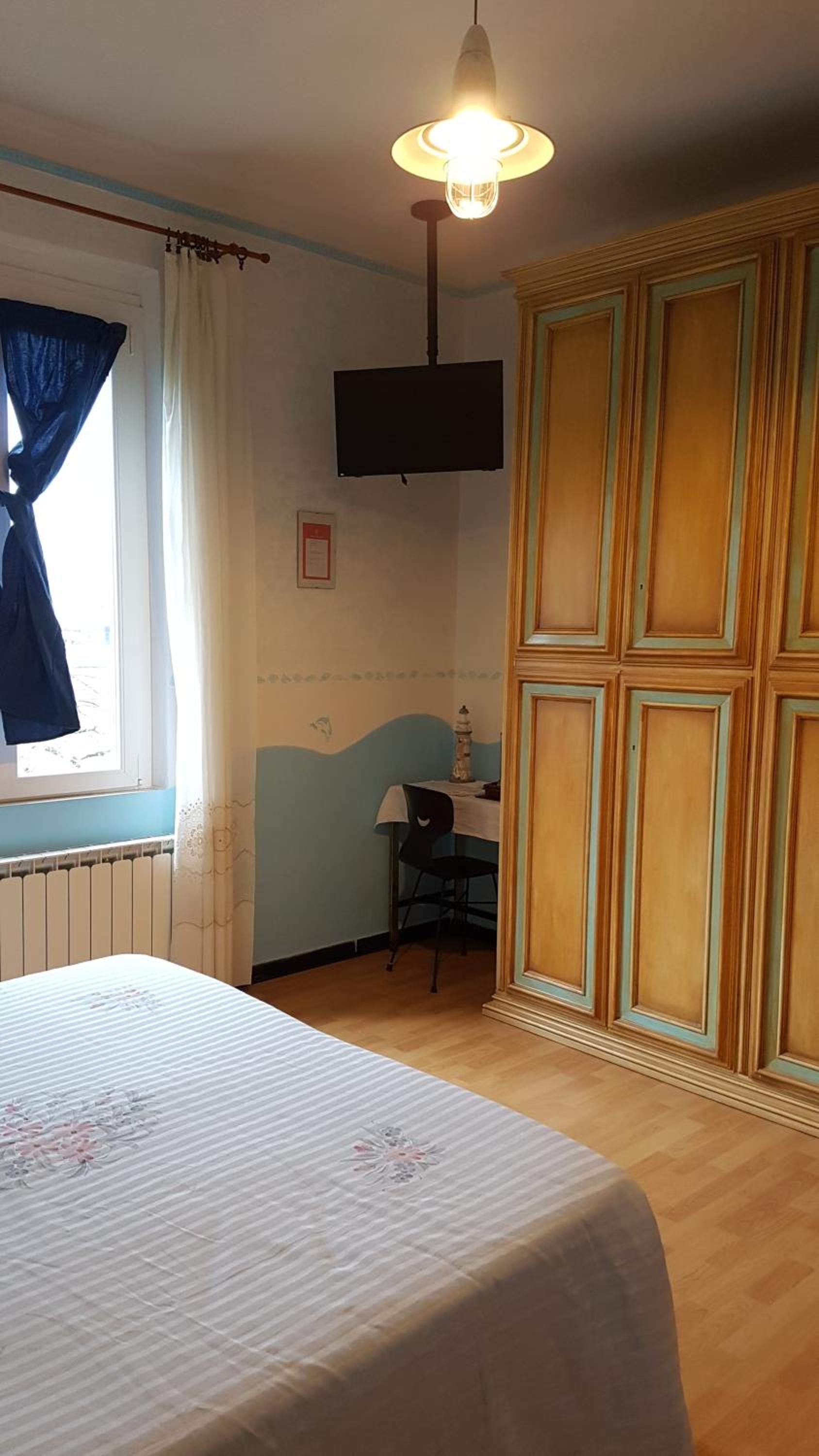 Double Room with Private Bathroom photo 3