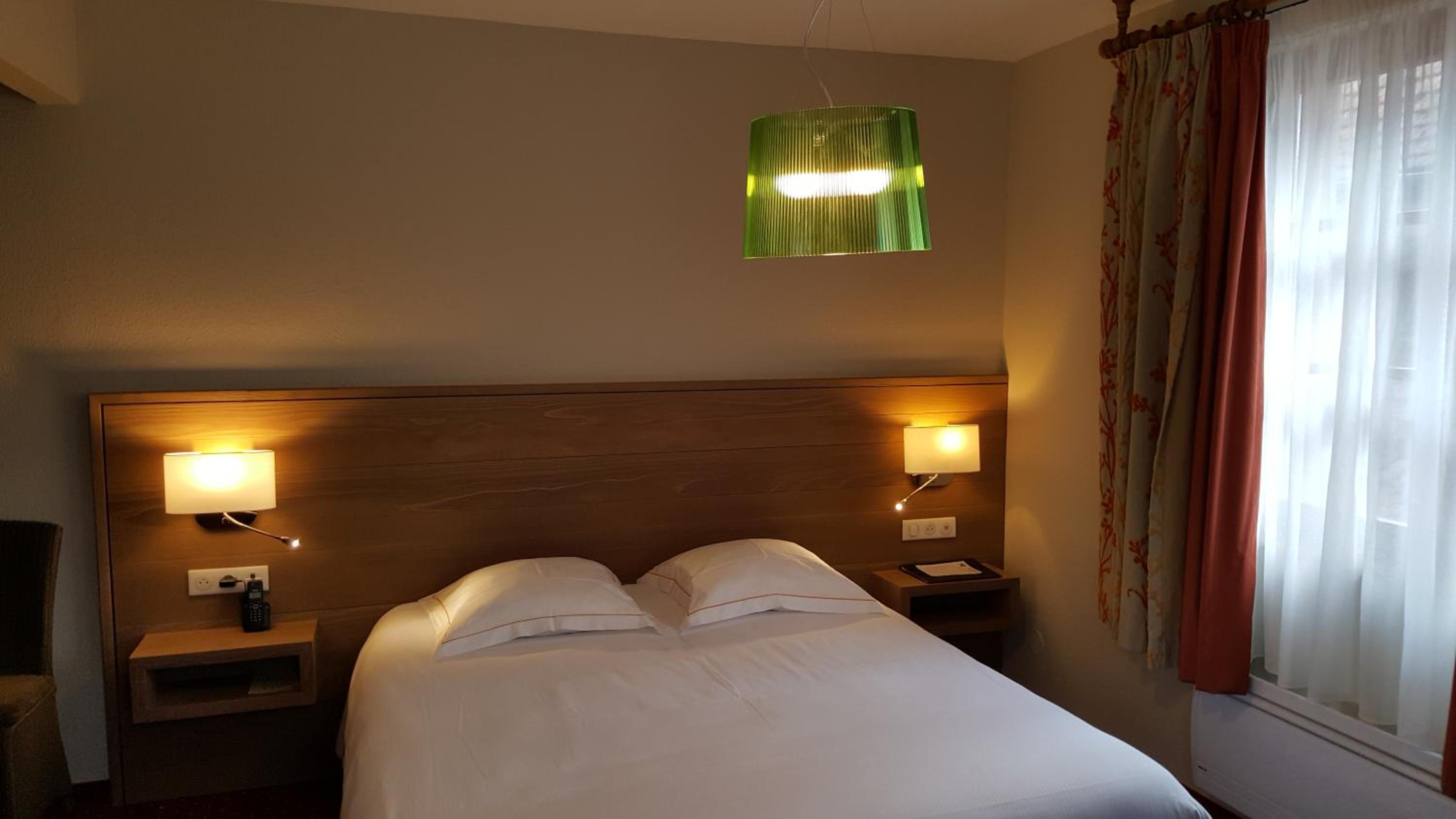 Large Double Room photo 3