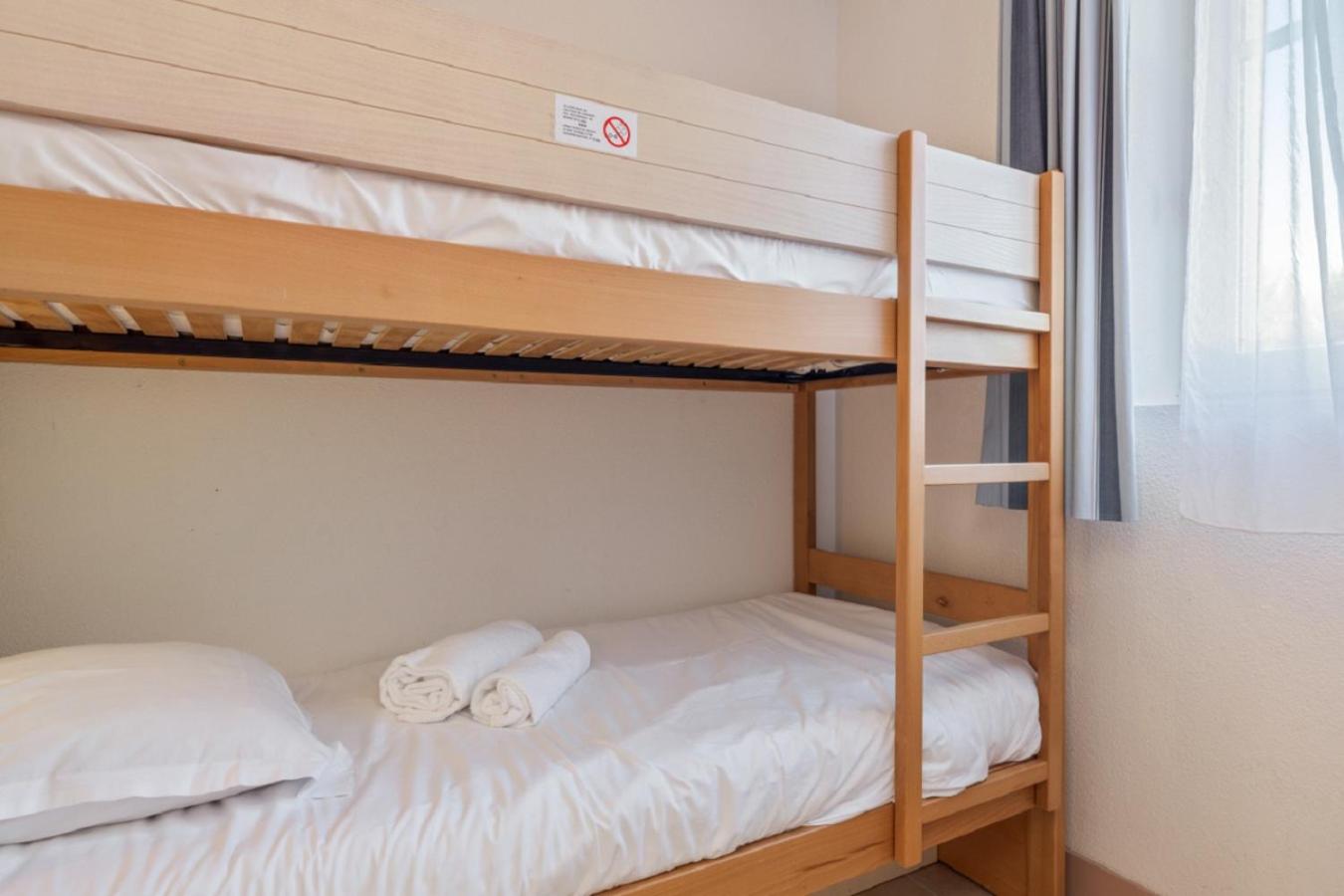 Select One-Bedroom Apartment (6 People) photo 2
