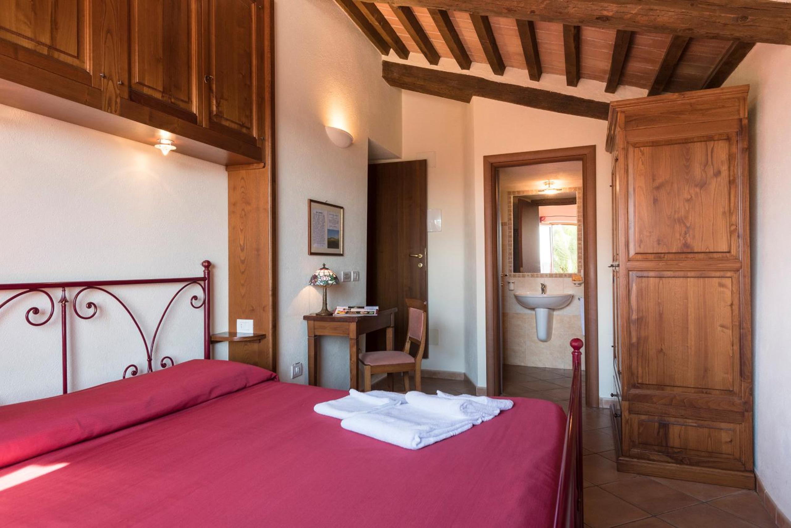 Double Room - Photo 20