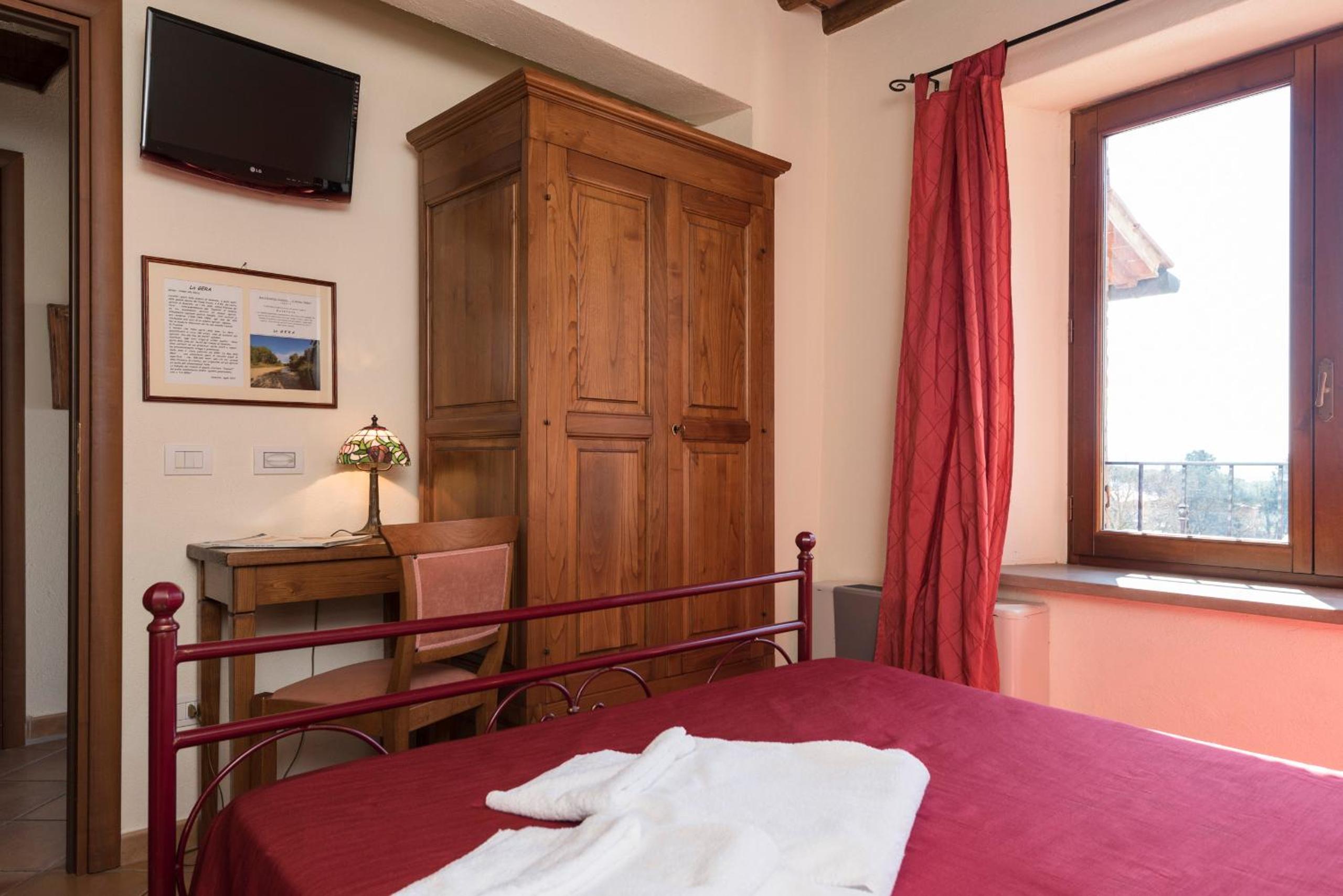 Double Room - Photo 24