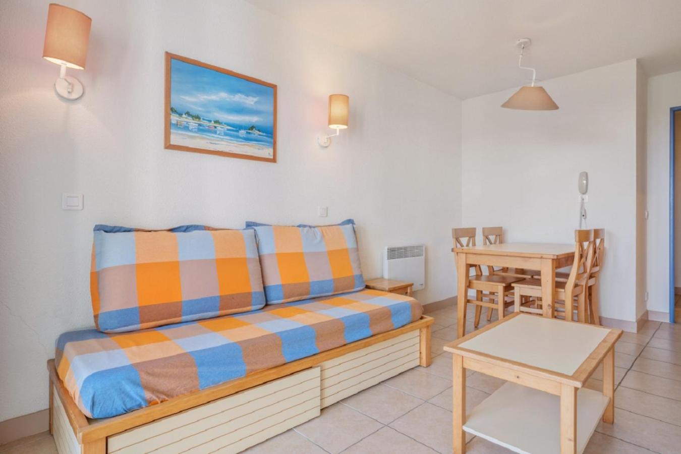 Select One-Bedroom Apartment (5 People) photo 1