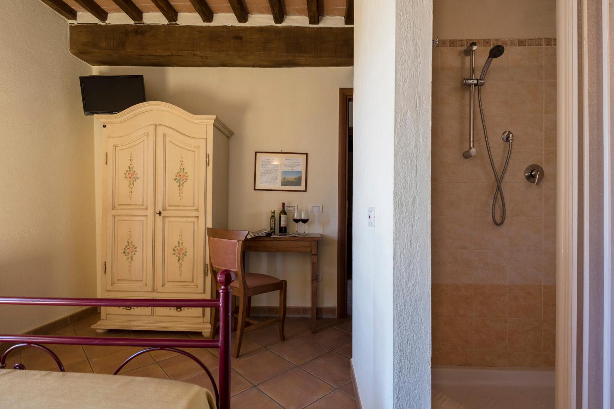 Double Room - Photo 23