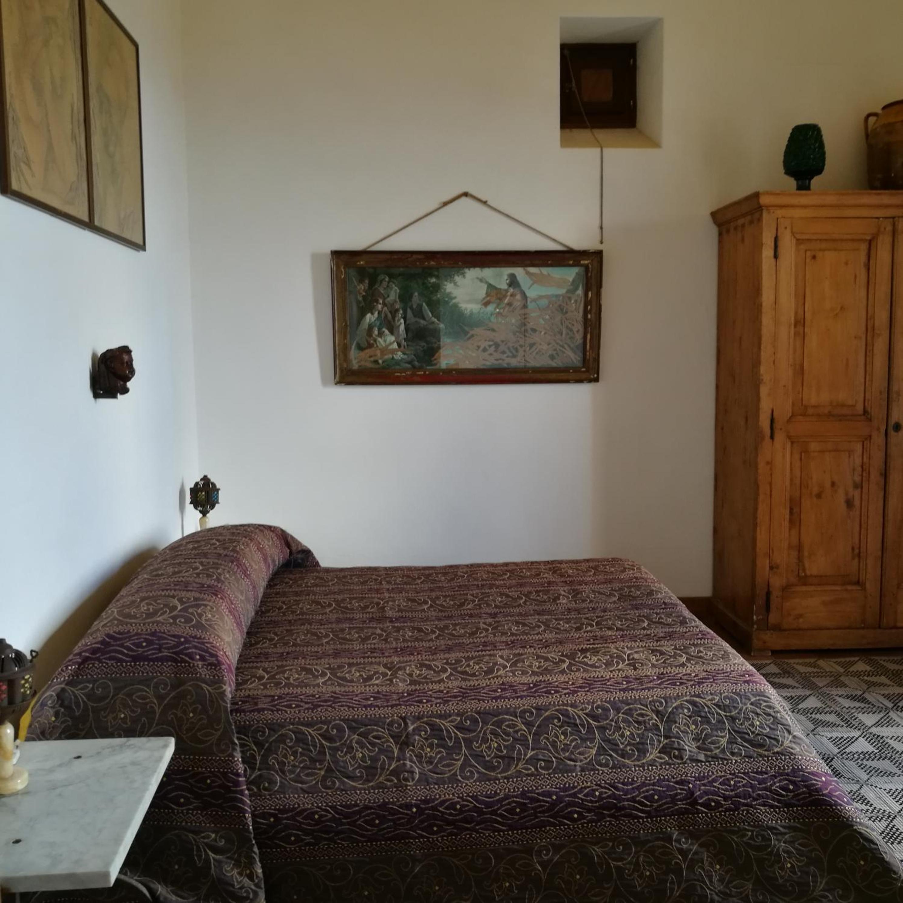 Double or Twin Room with Private Bathroom photo 2