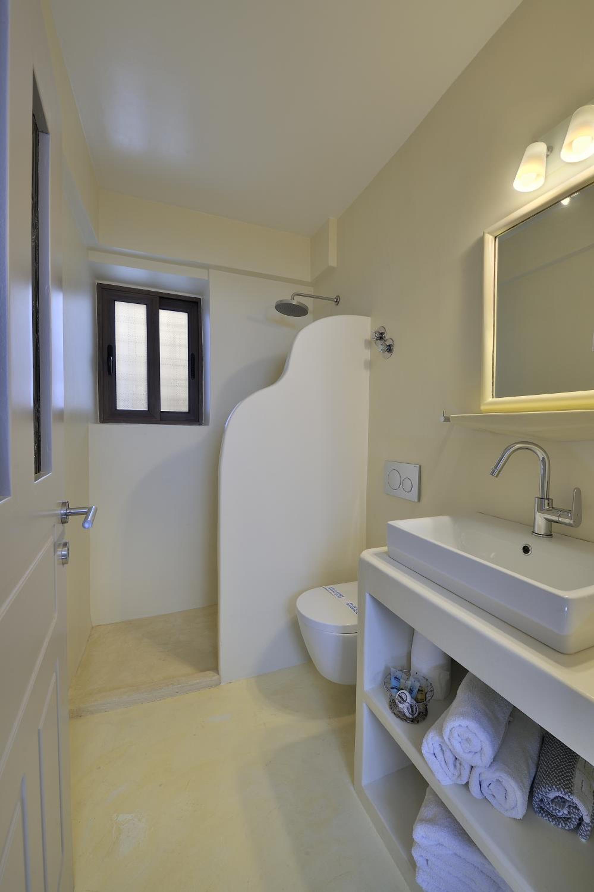 Budget Triple Room photo 2
