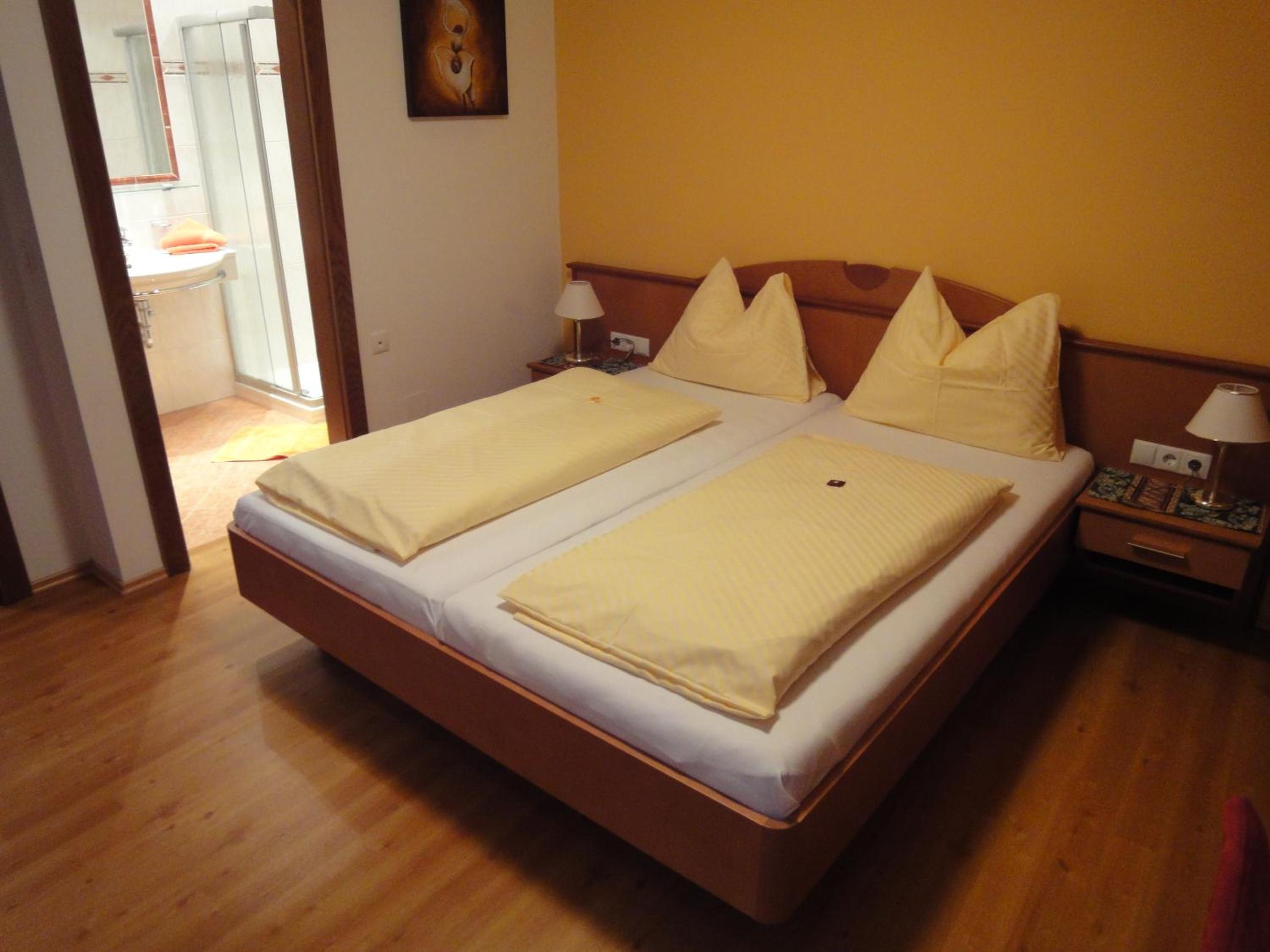 Two-Bedroom Apartment - Photo 6