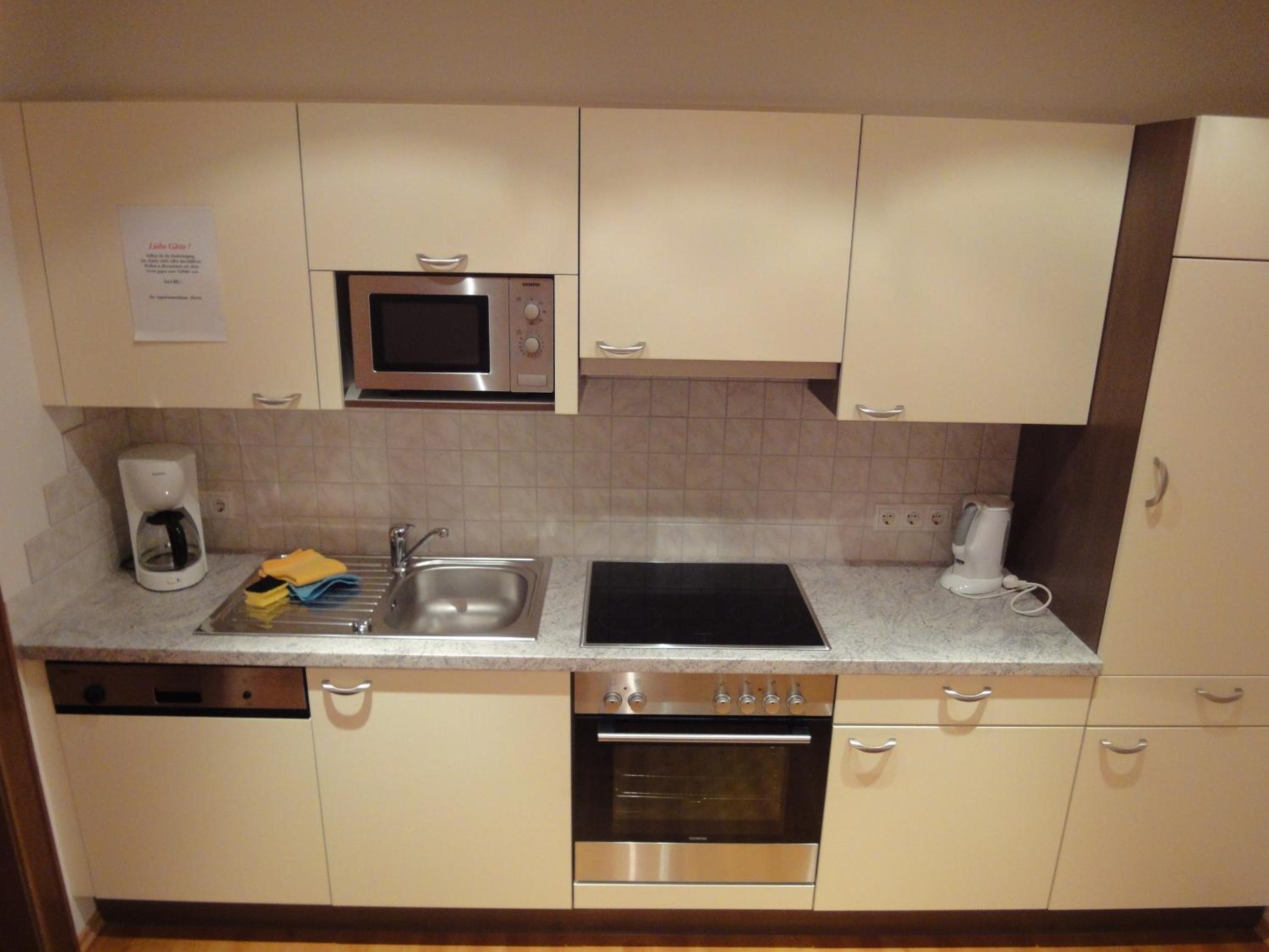 Two-Bedroom Apartment - Photo 16