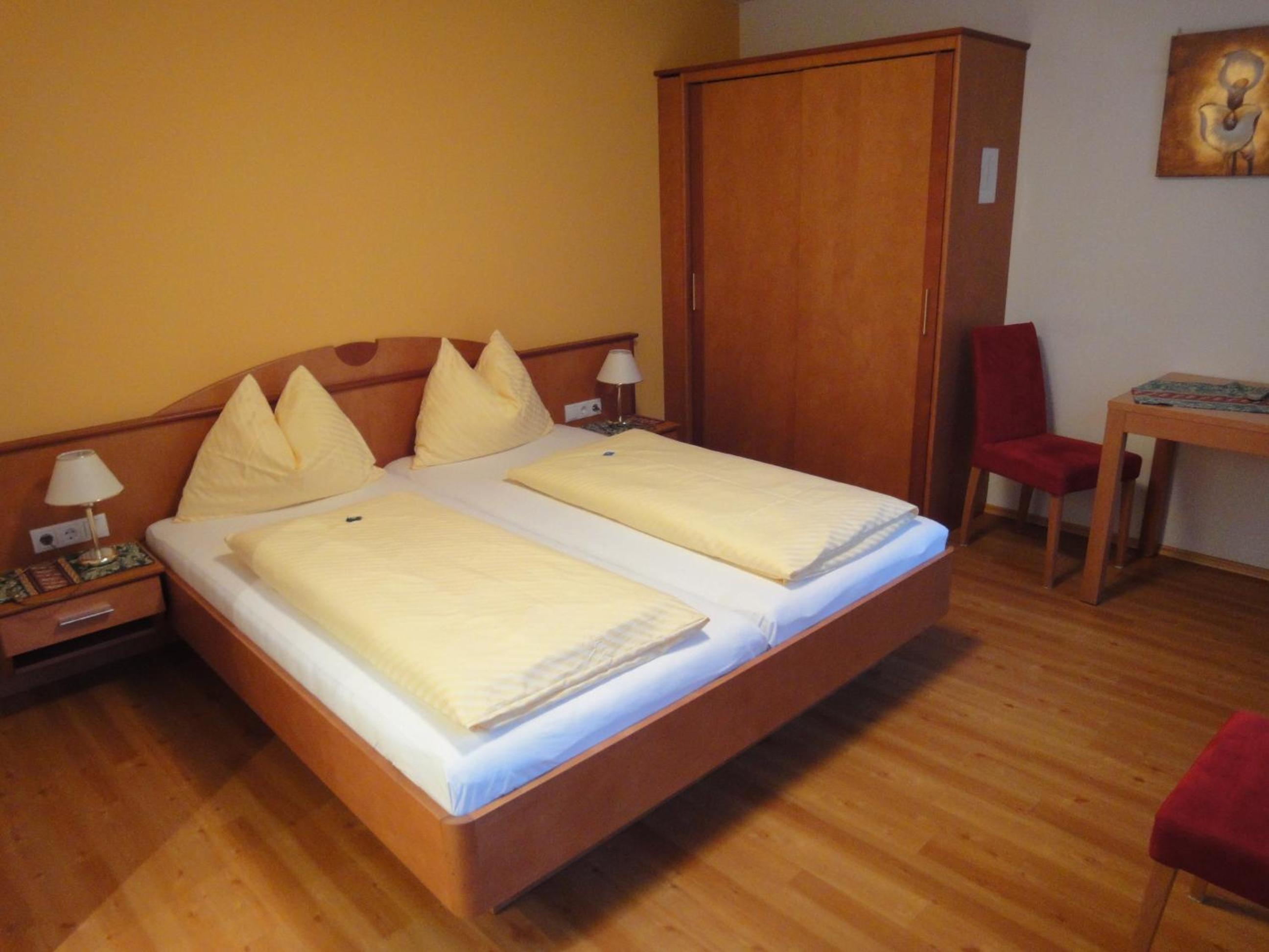 Double Room - Photo 1
