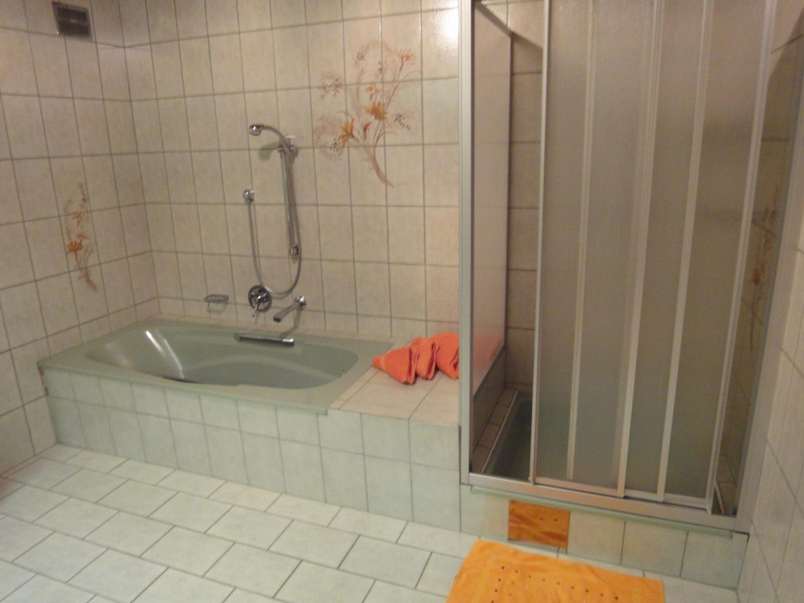 Two-Bedroom Apartment - Photo 10