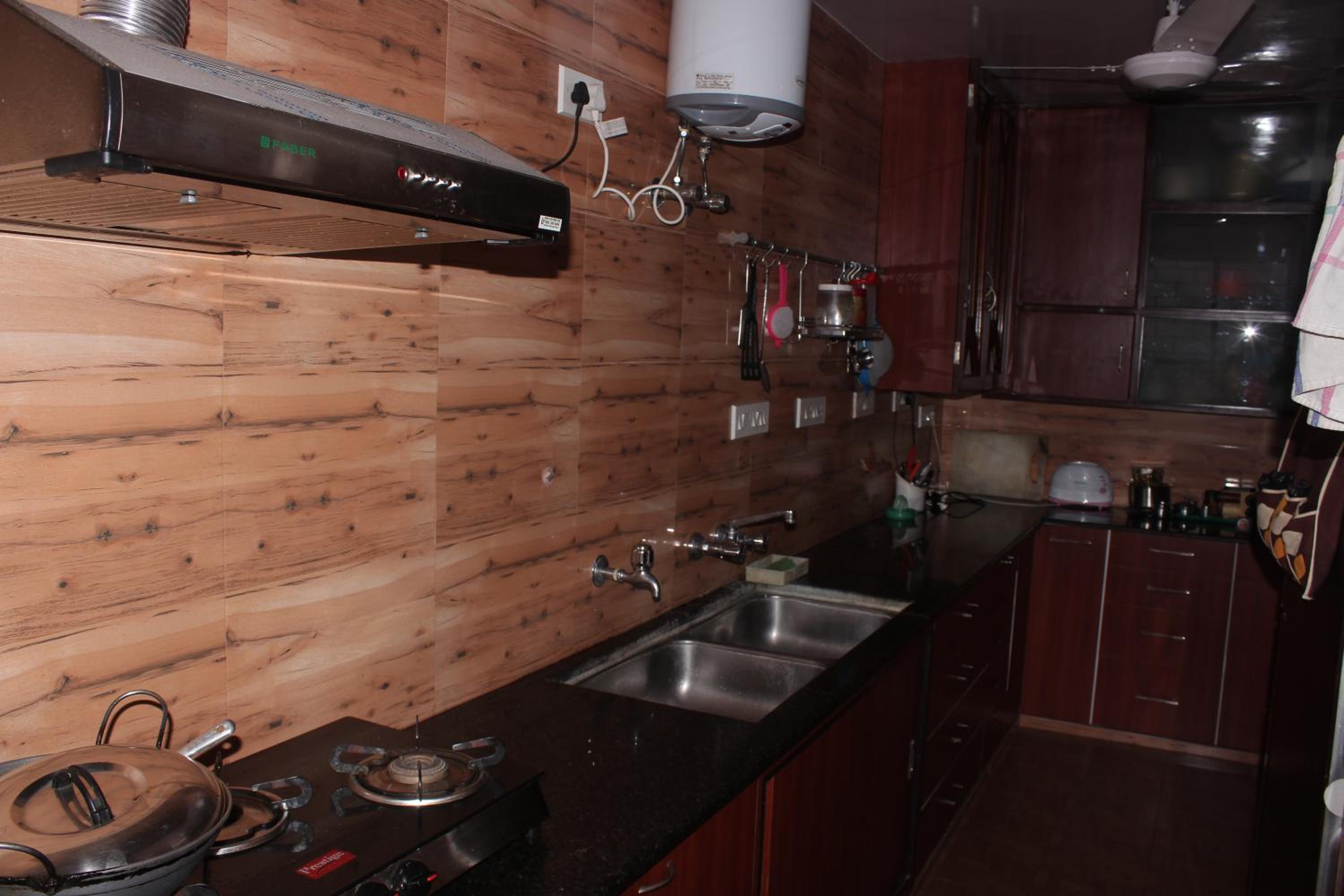 Deluxe Double Room - Photo 16